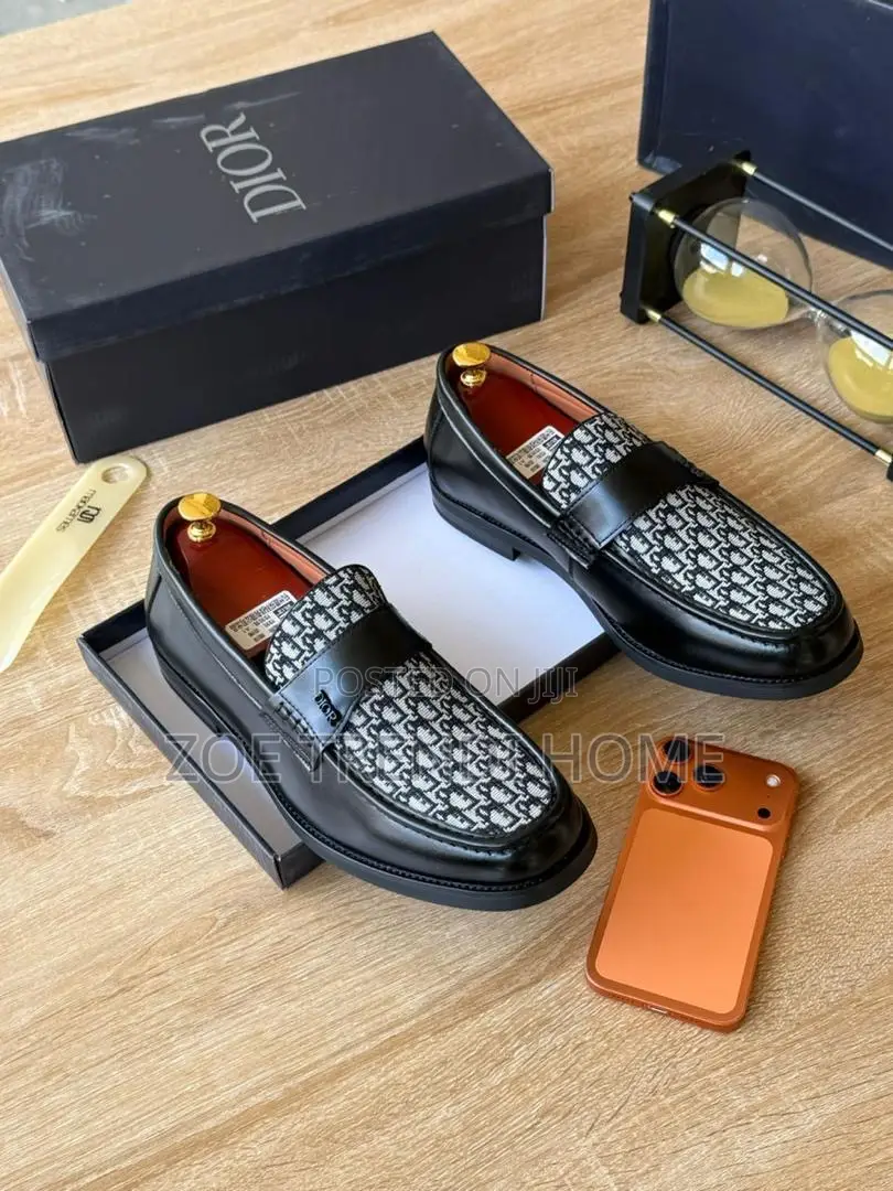 Quality Dior, Valentino,Louis Vuitton Salvatore Ferragamo Shoes