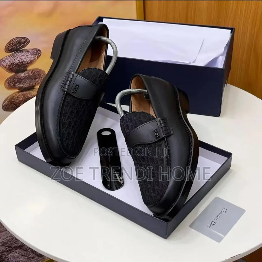 Quality Dior, Valentino,Louis Vuitton Salvatore Ferragamo Shoes