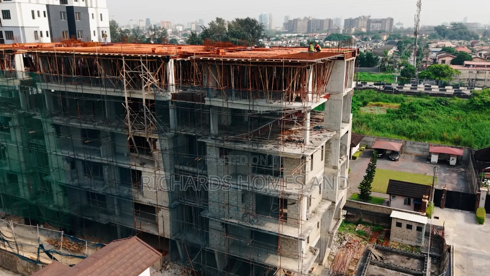 4bdrm Maisonette in Osborne Foreshore Estate for sale