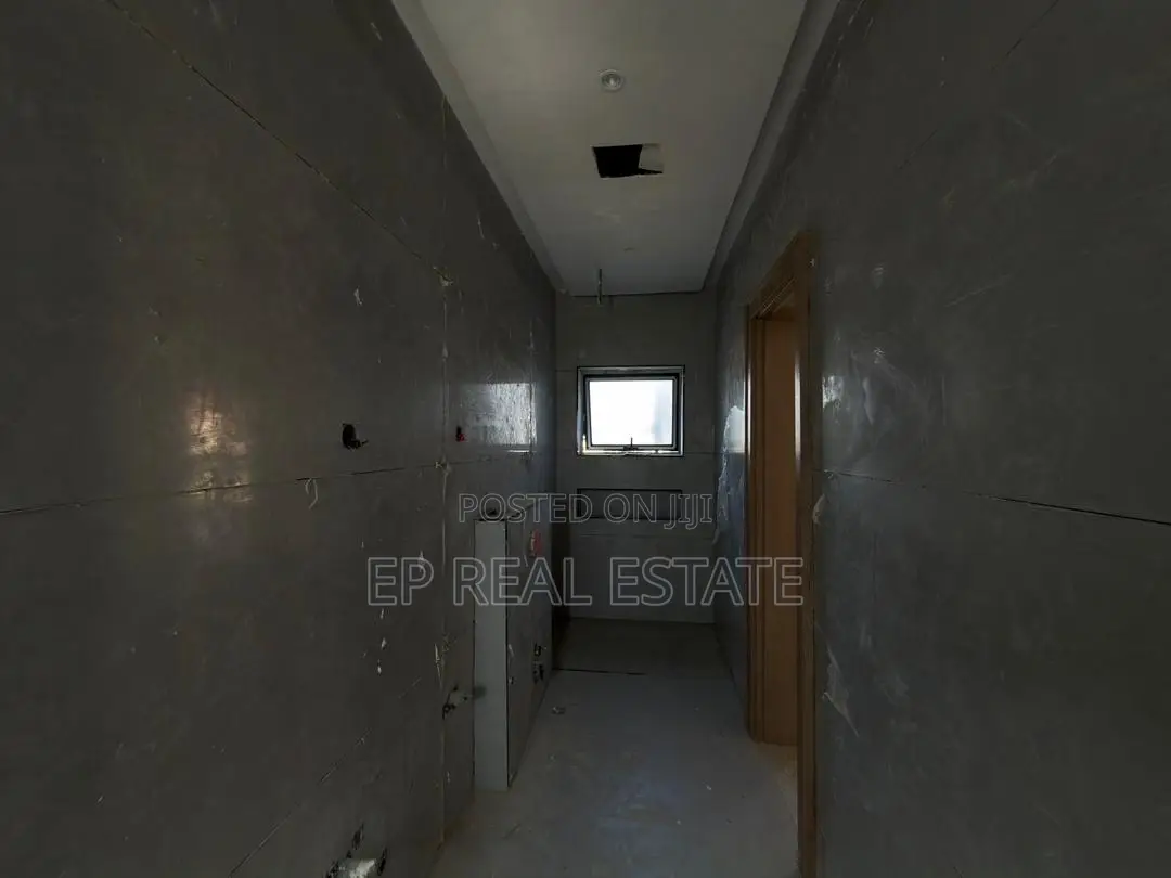 6bdrm Duplex in Zone 1 / Wuse for sale