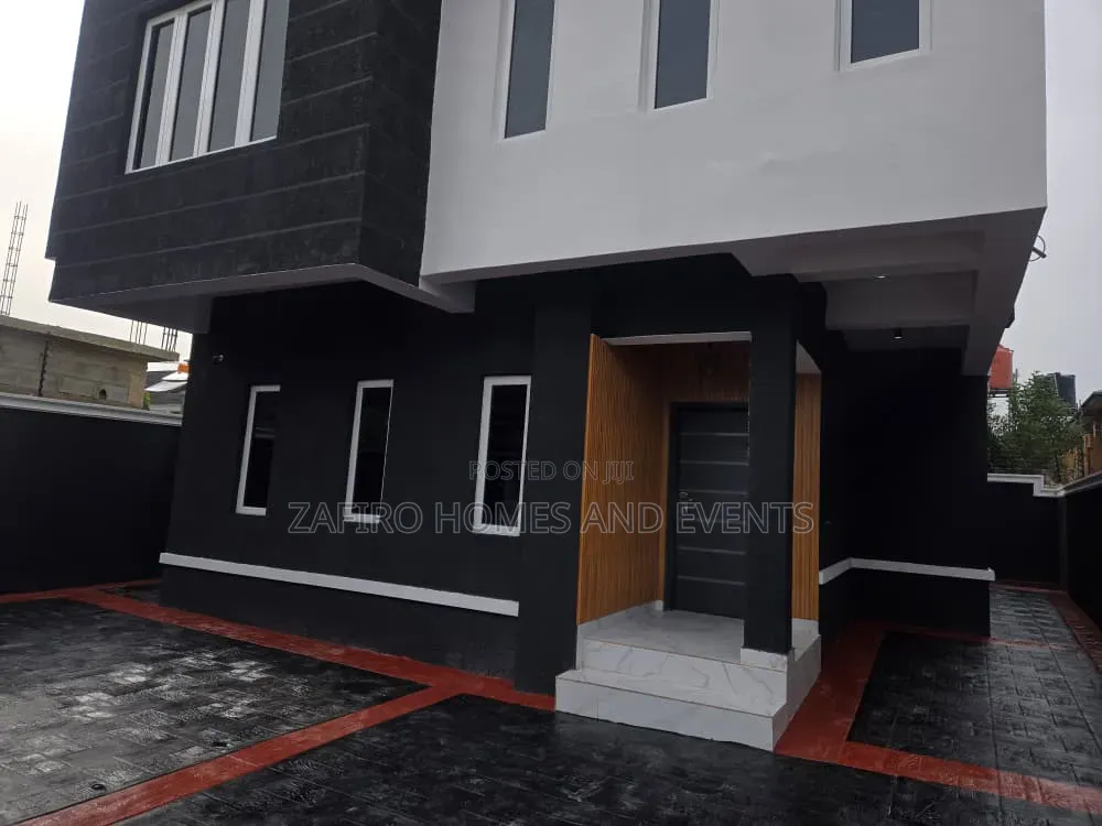 4bdrm Duplex in Gowon Estate, Egbeda for sale