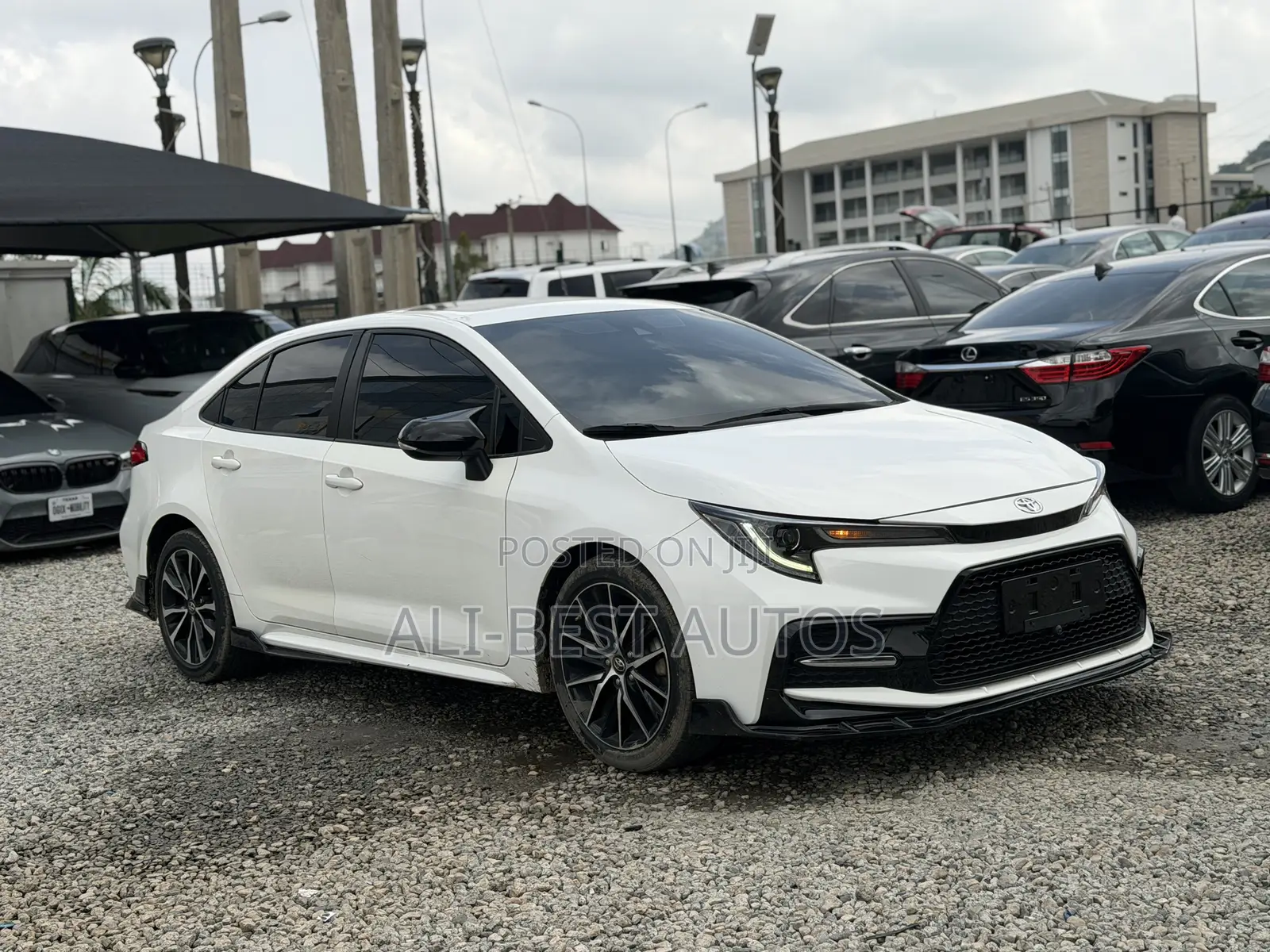 Toyota Corolla 2022 White