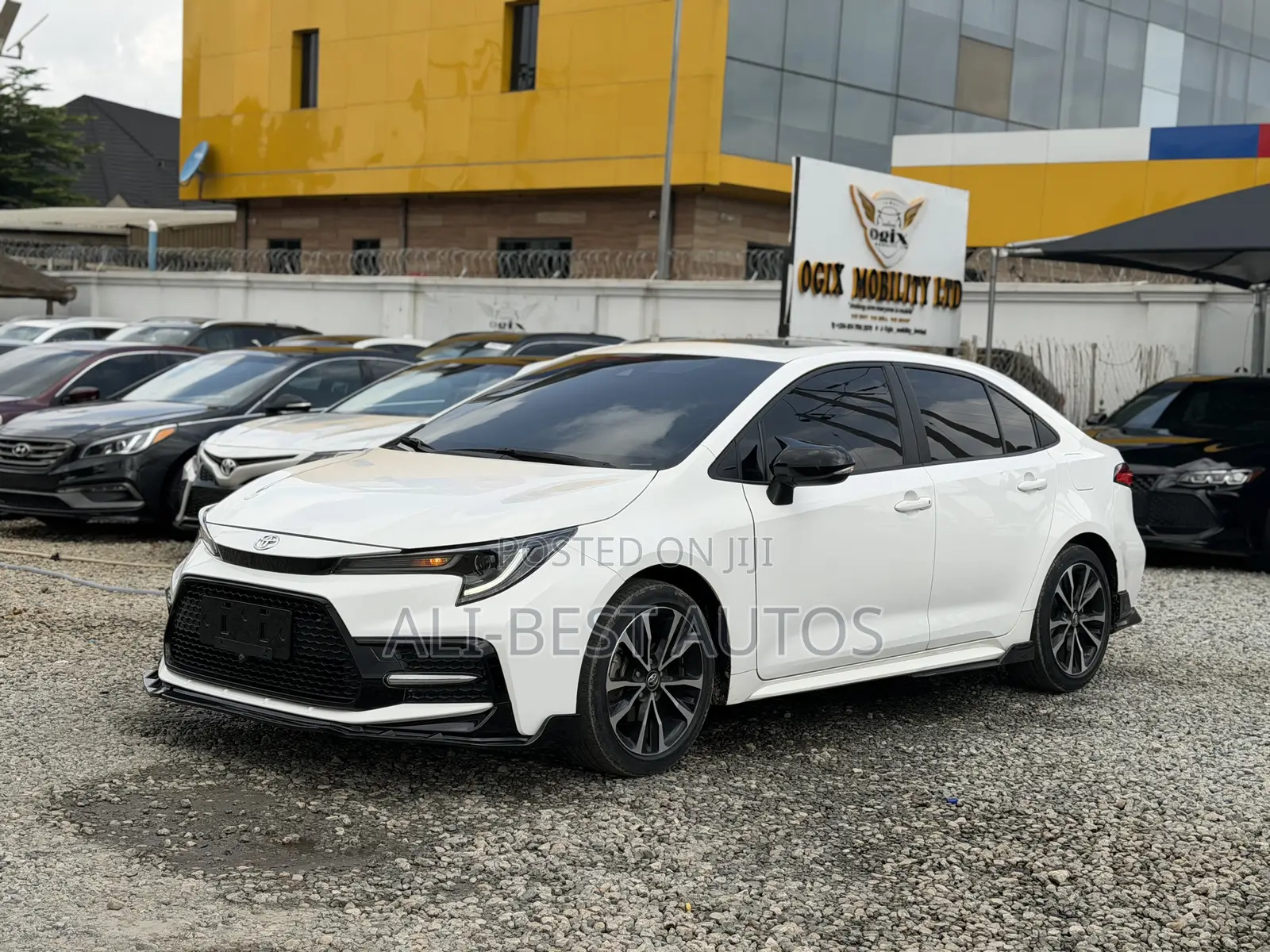 Toyota Corolla 2022 White