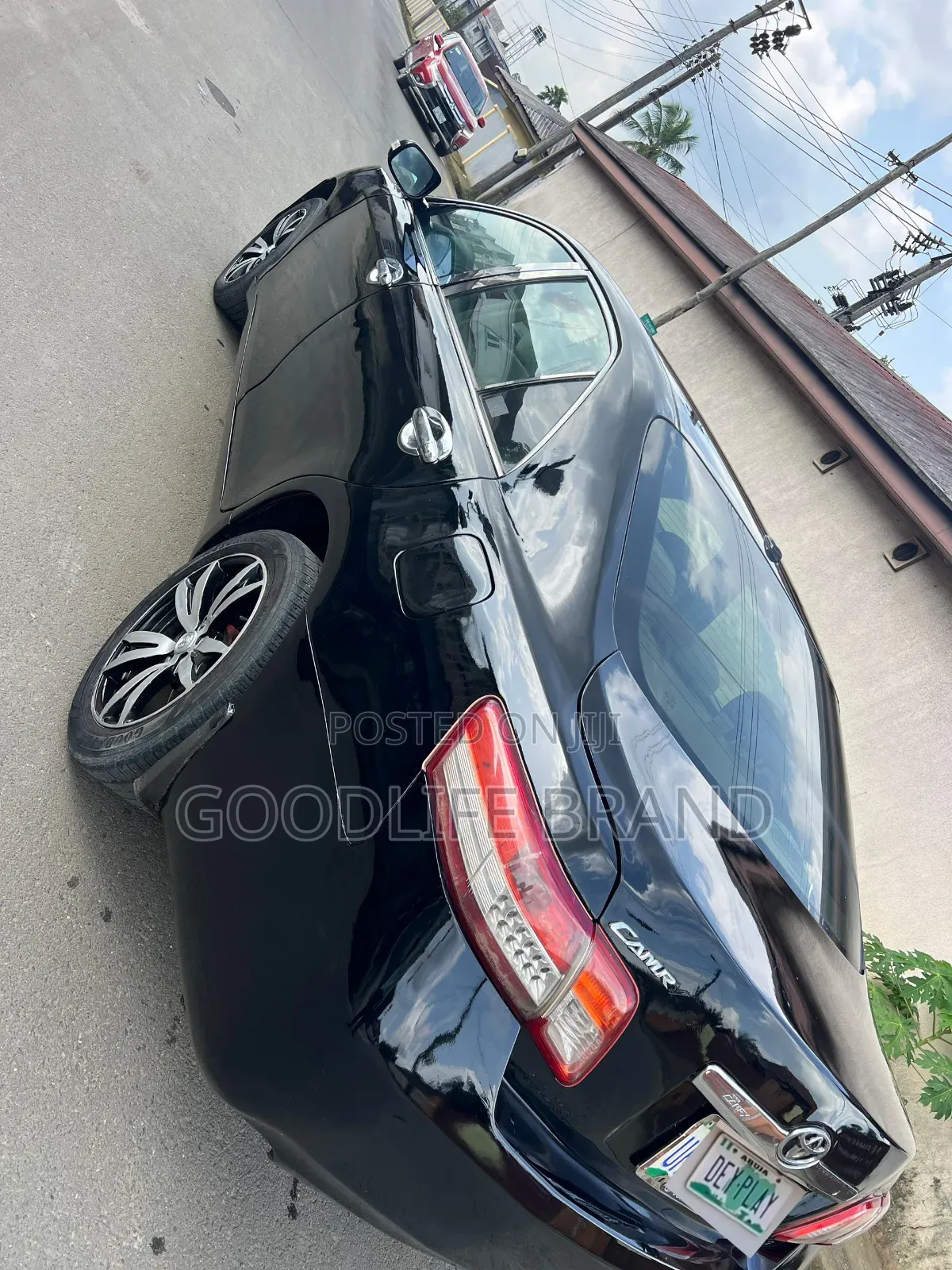 Toyota Camry SE 4dr Sedan (2.5L 4cyl 6A) 2011 Matt Black