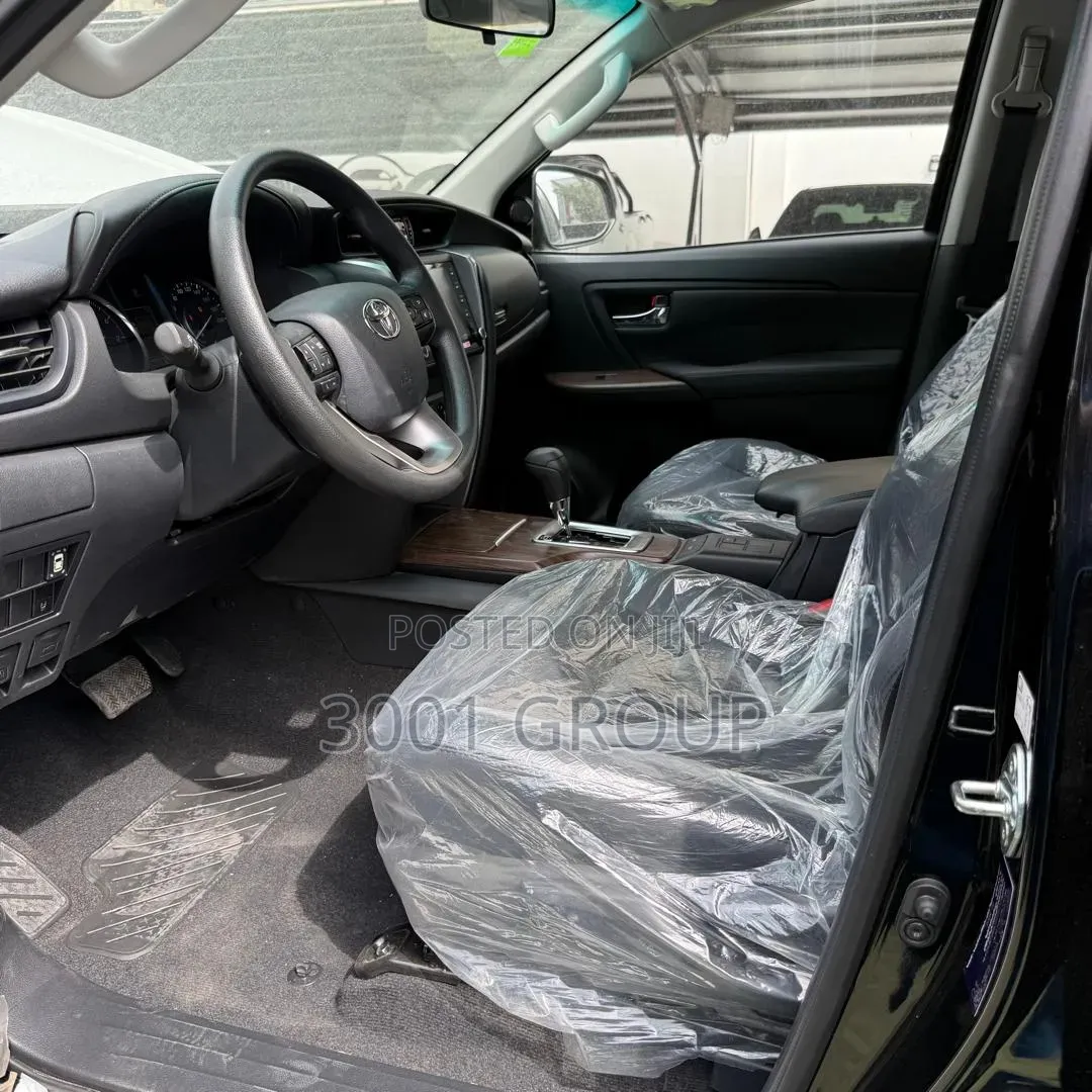 New Toyota Fortuner 2025 Black