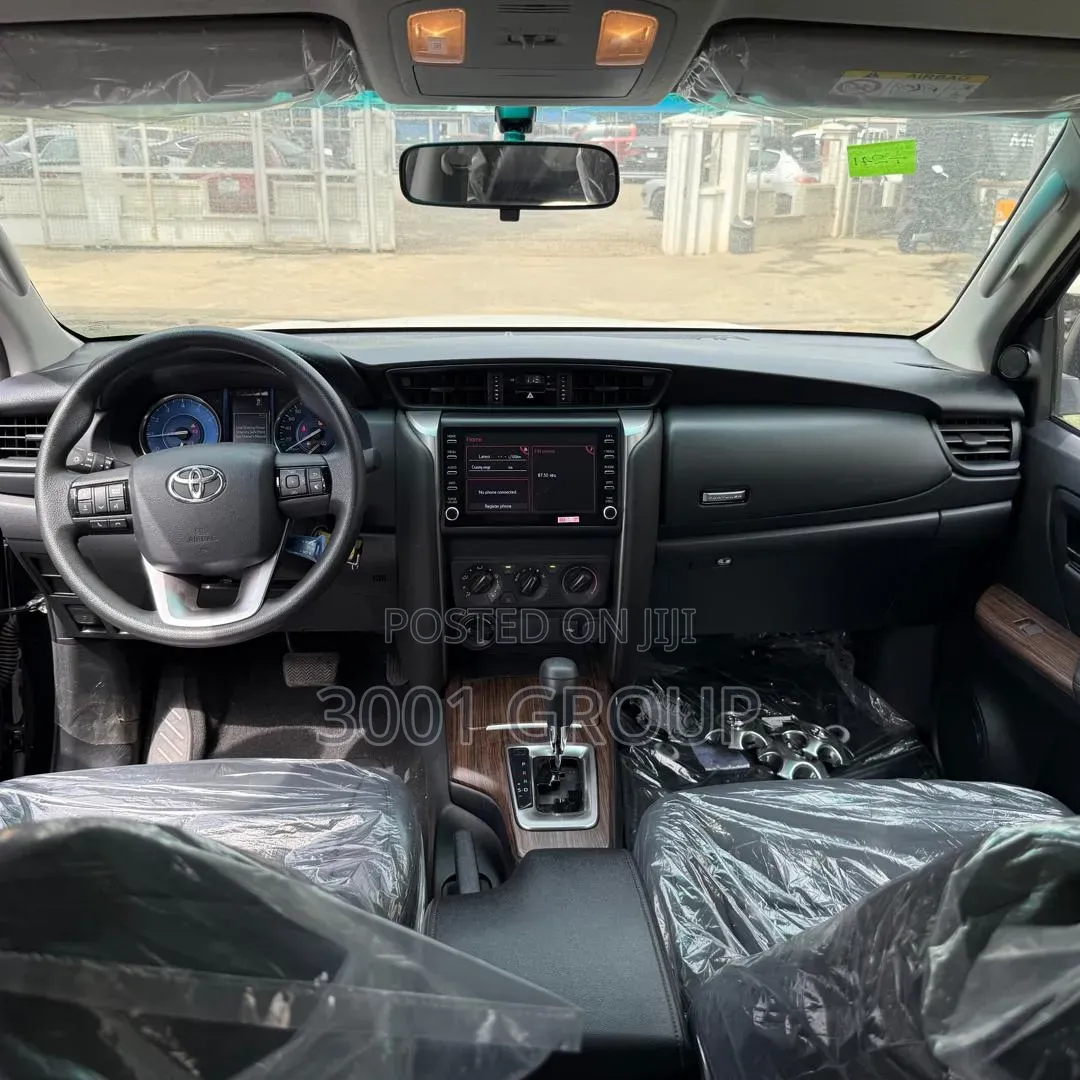 New Toyota Fortuner 2025 Black