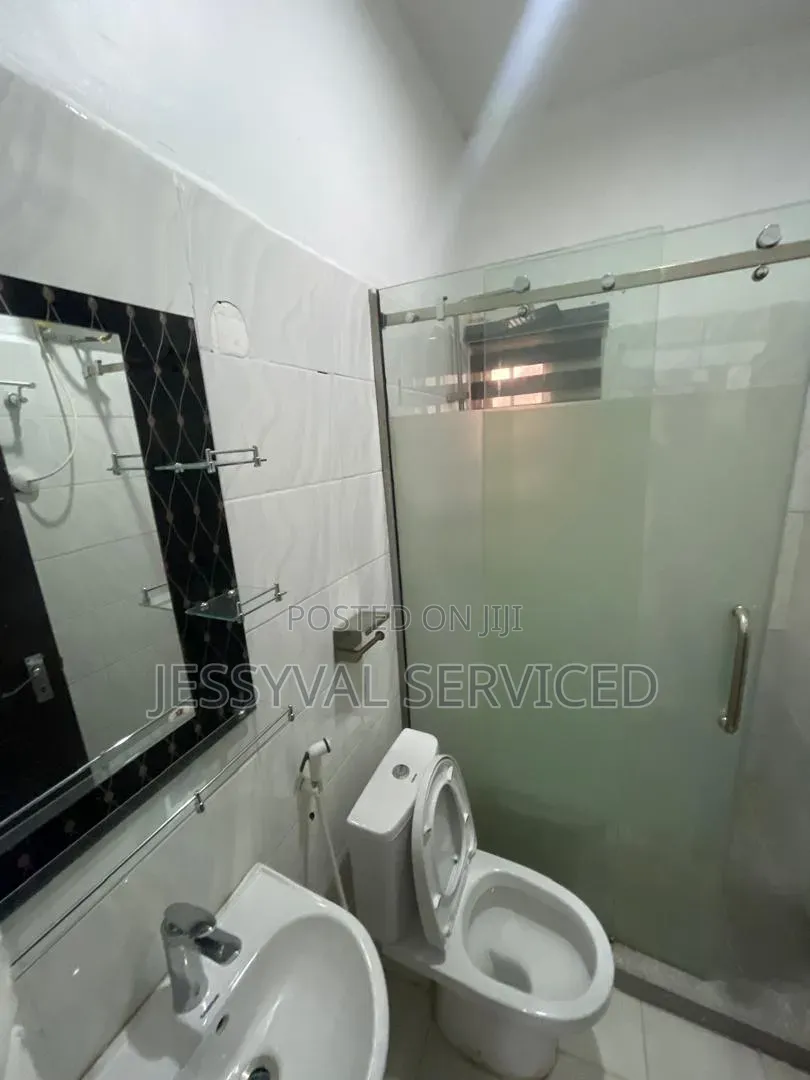 3 Bedroom Luxury Serviced Apartment With Snooker