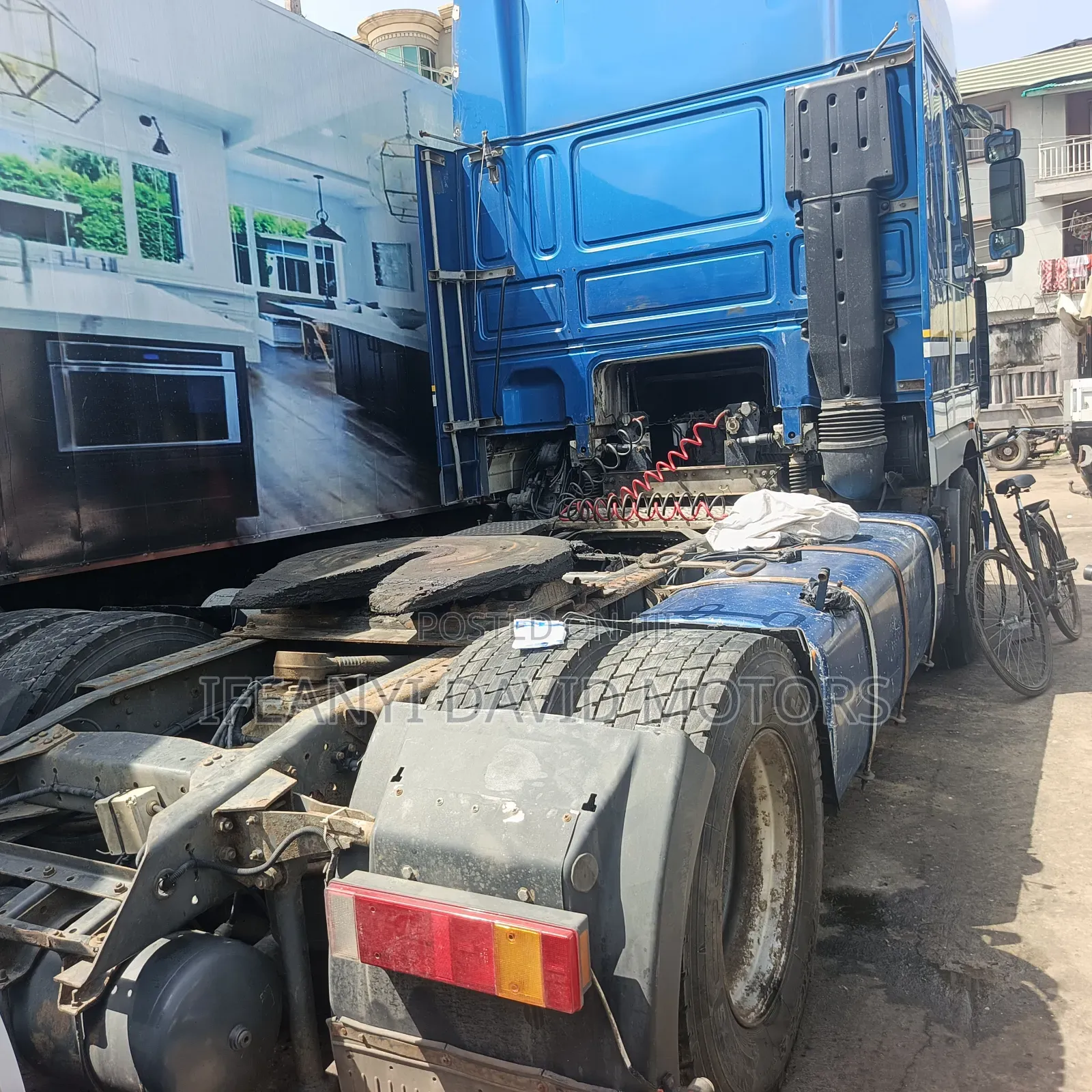 Daf Xf95 Trailer Head 2004 Blue