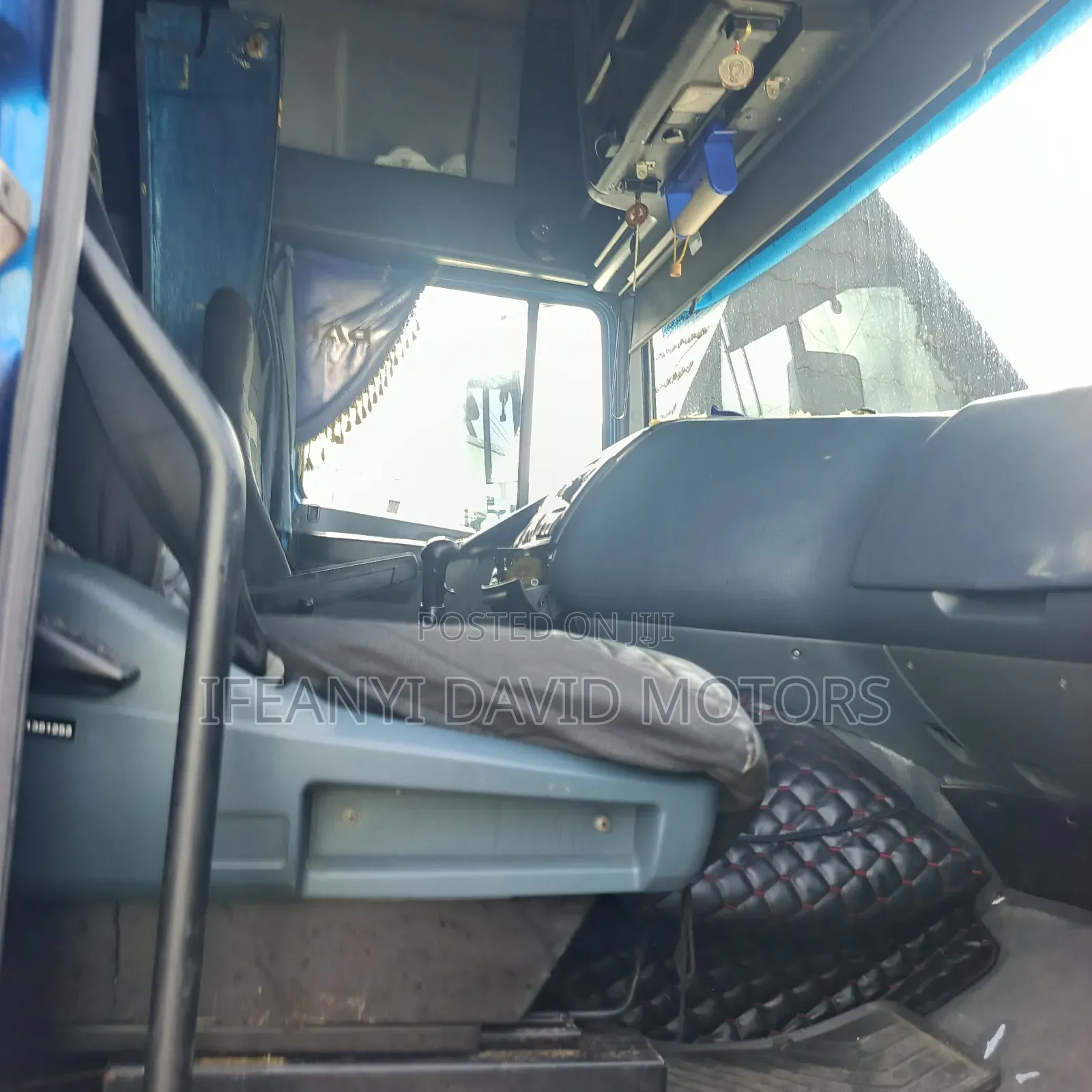 Daf Xf95 Trailer Head 2004 Blue