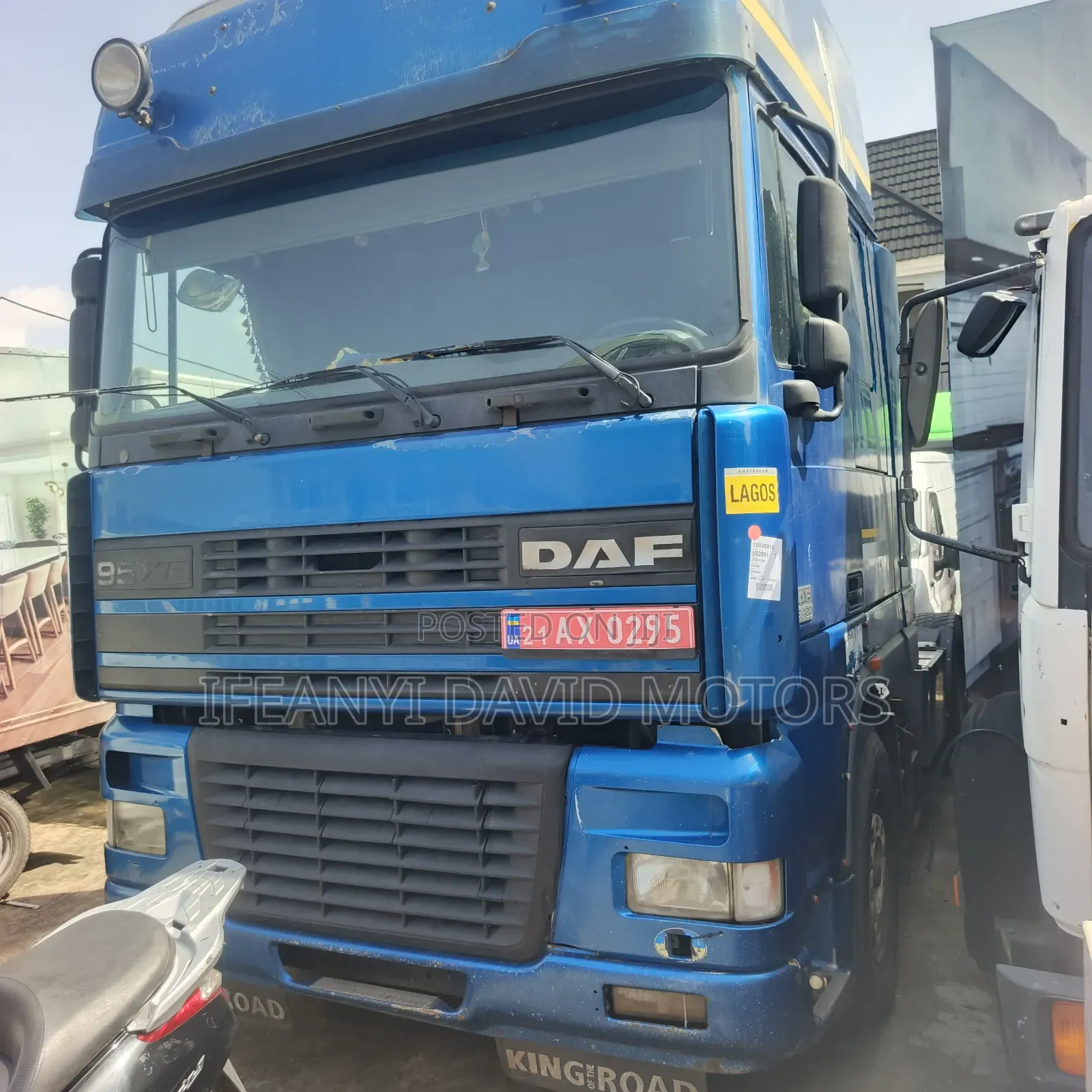 Daf Xf95 Trailer Head 2004 Blue