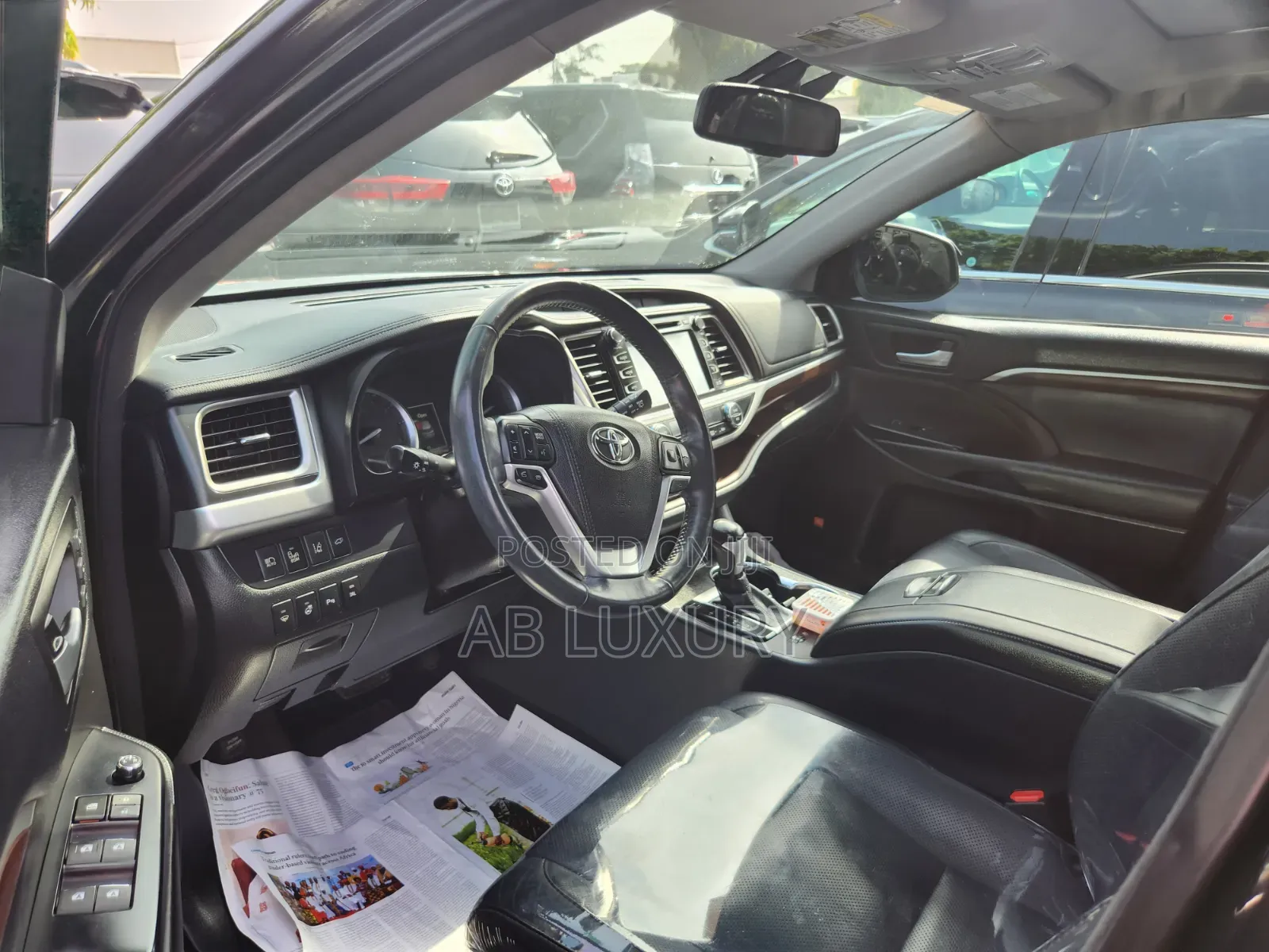 Toyota Highlander Limited Platinum 4x2 V6 (3.5L 6cyl 8A) 2017 Black