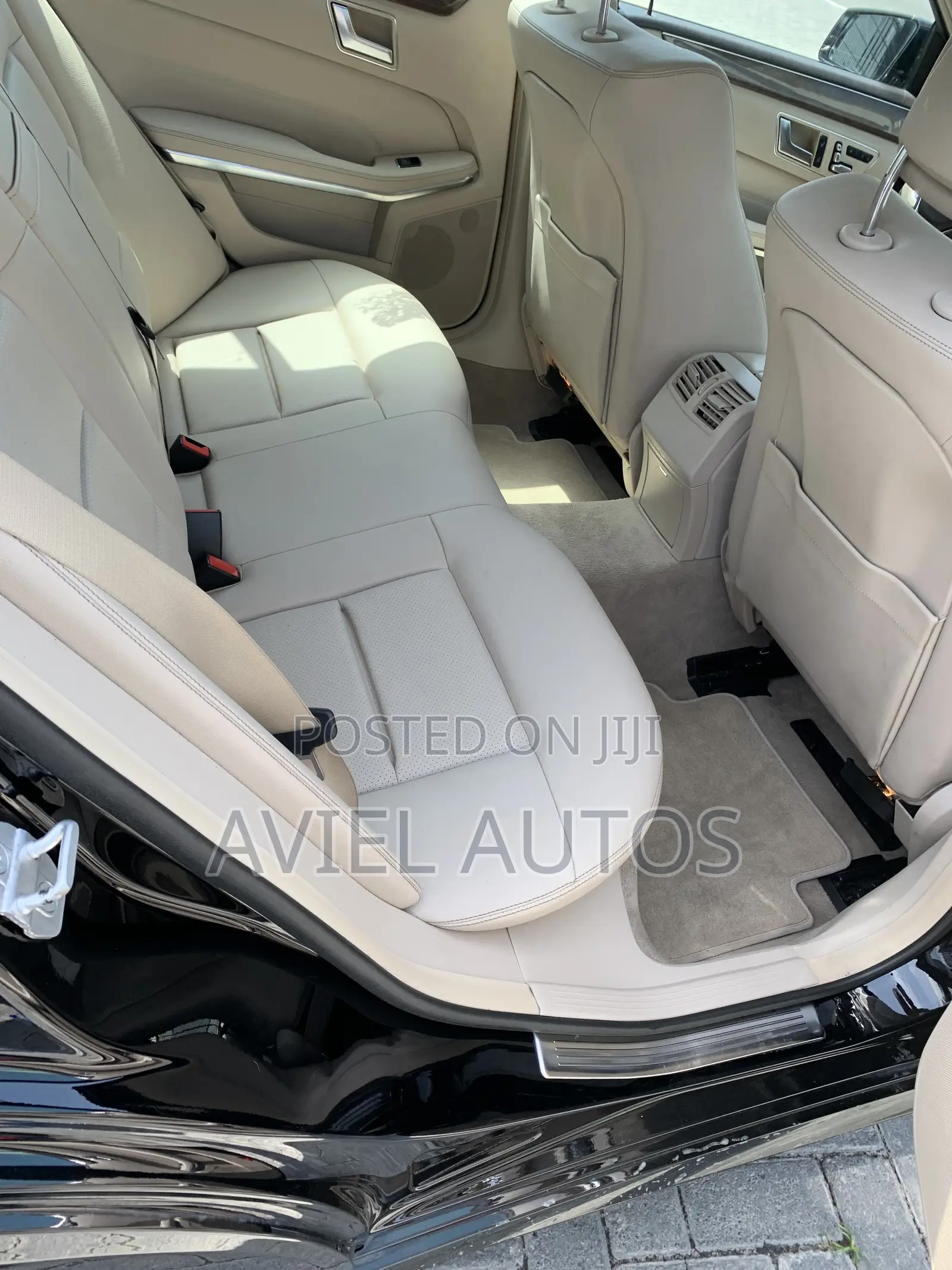 Mercedes-Benz E350 Base 4Matic Sedan AWD (3.5L 6cyl 7A) 2014 Black