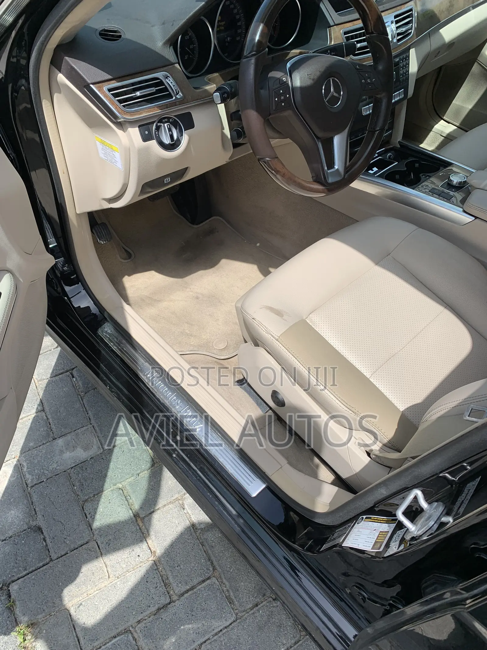 Mercedes-Benz E350 Base 4Matic Sedan AWD (3.5L 6cyl 7A) 2014 Black
