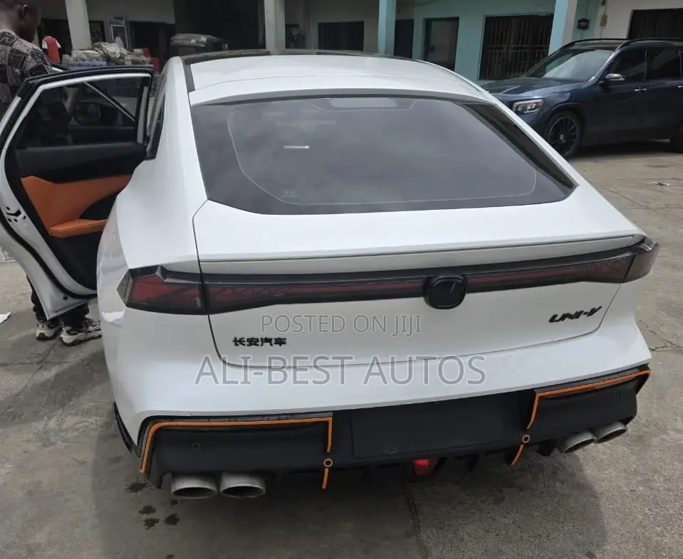 Changan UNI-V 2024 White