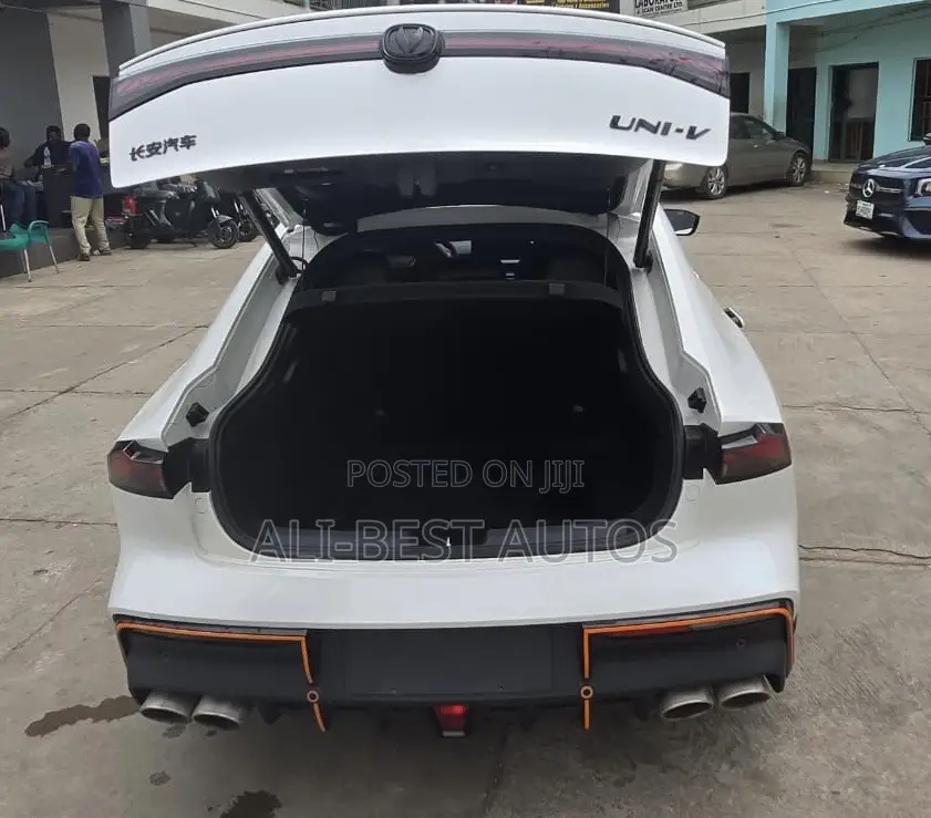 Changan UNI-V 2024 White