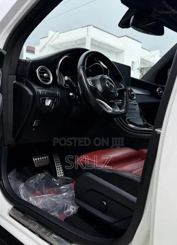 Mercedes-Benz GLC-Class 2019 White