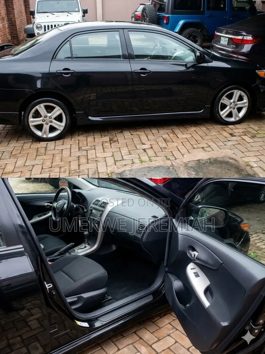 Toyota Corolla 2012 Black