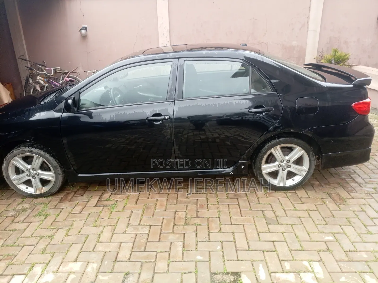 Toyota Corolla 2012 Black