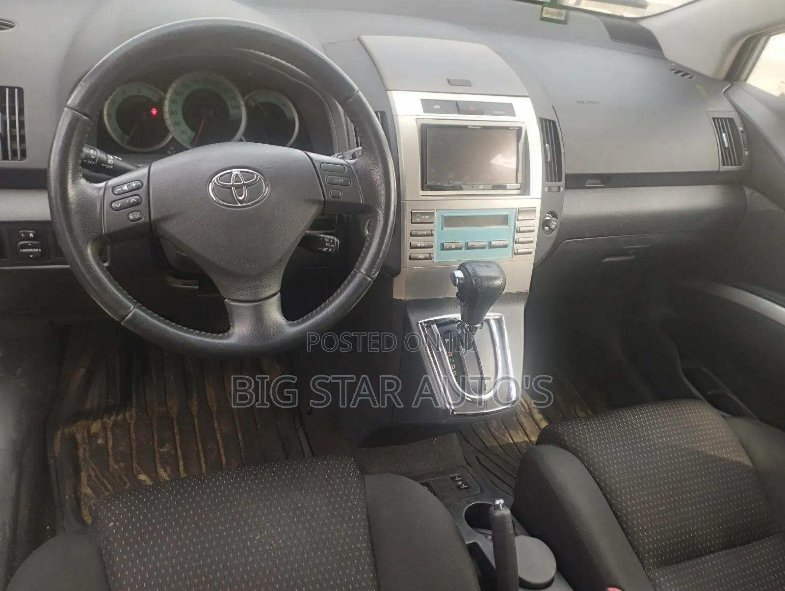 Toyota Verso 2.2 177 hp 2009 Silver