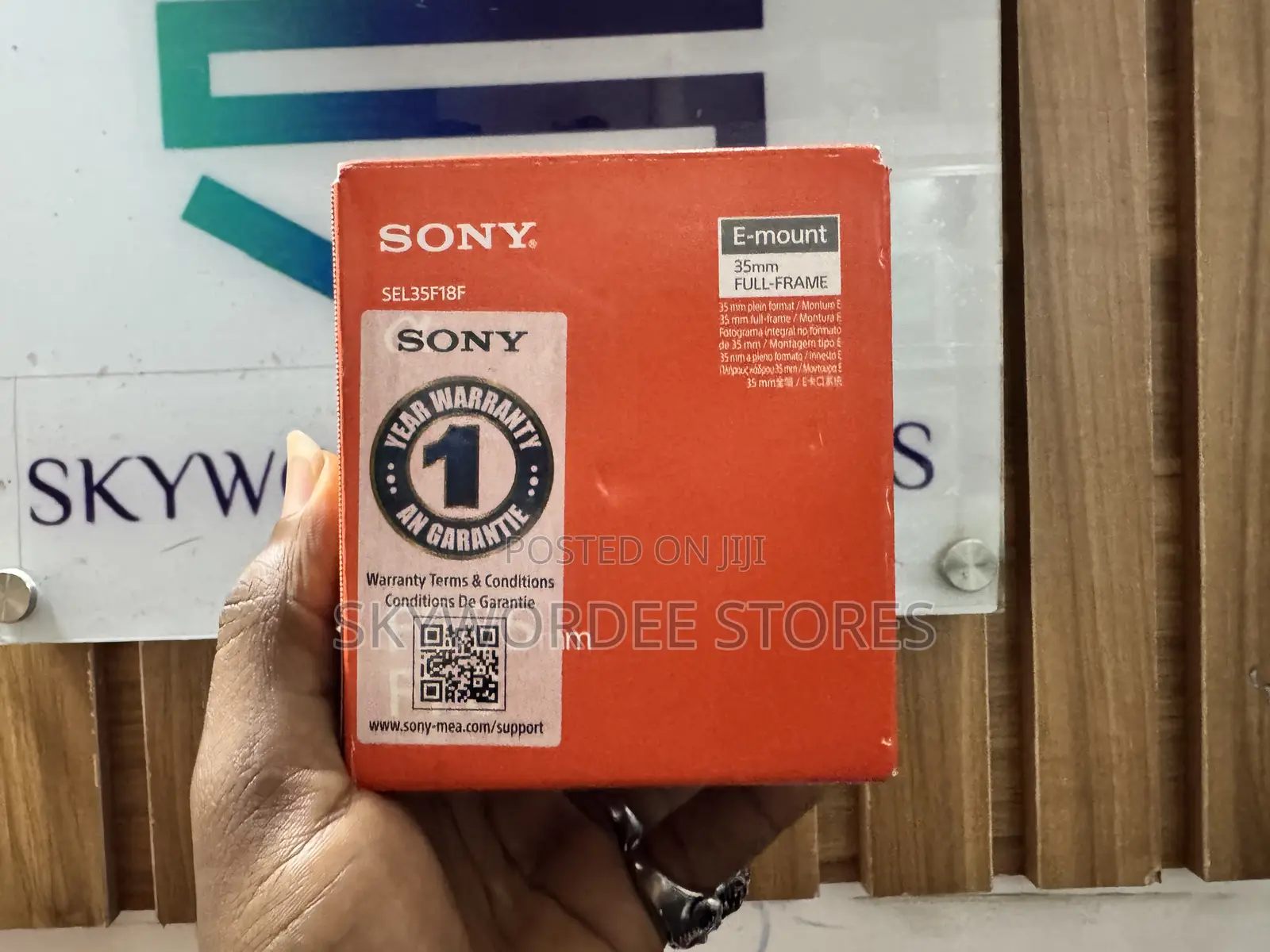 Sony 35mm F1.8 Lens