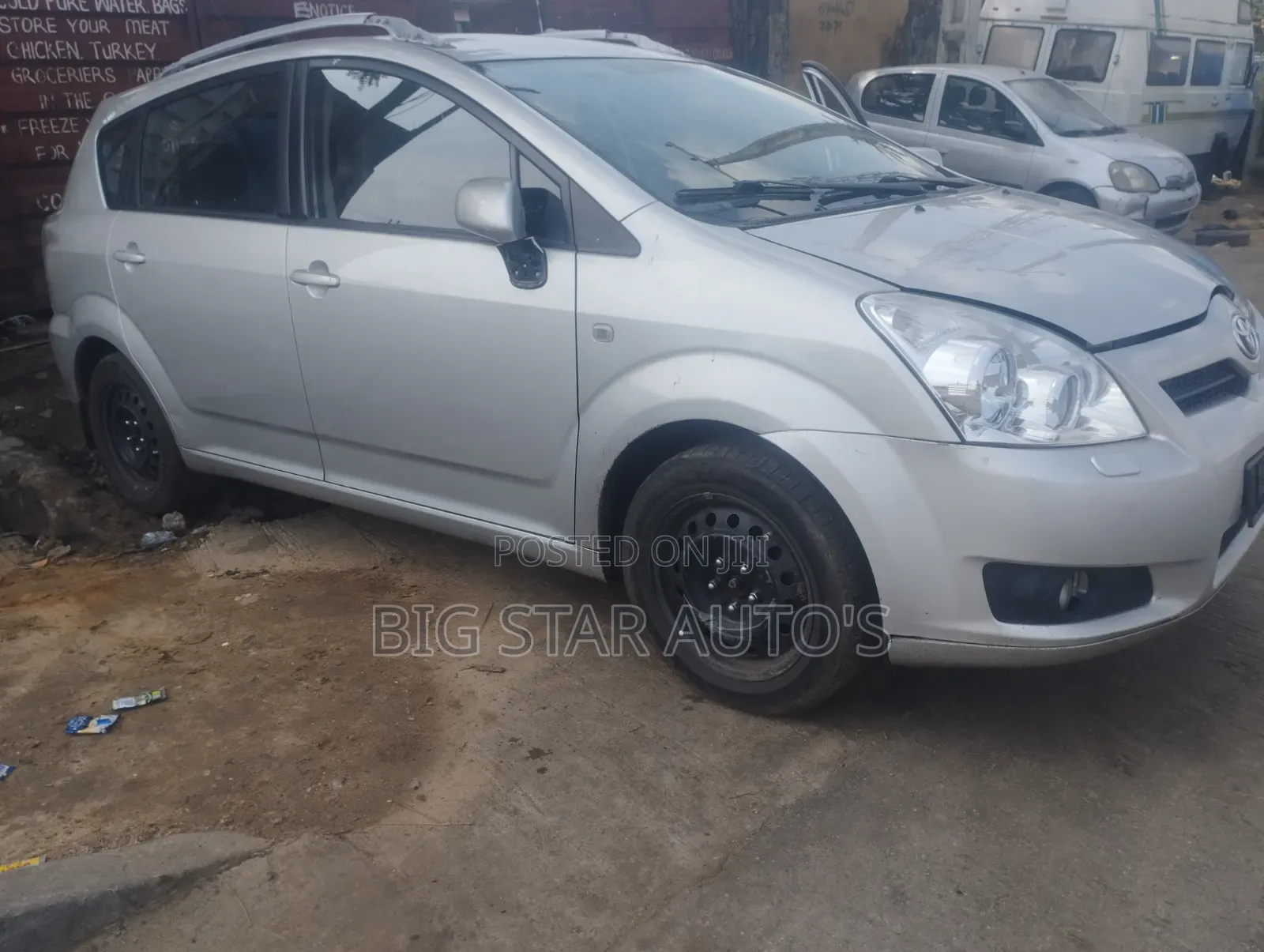 Toyota Verso 2.2 177 hp 2009 Silver