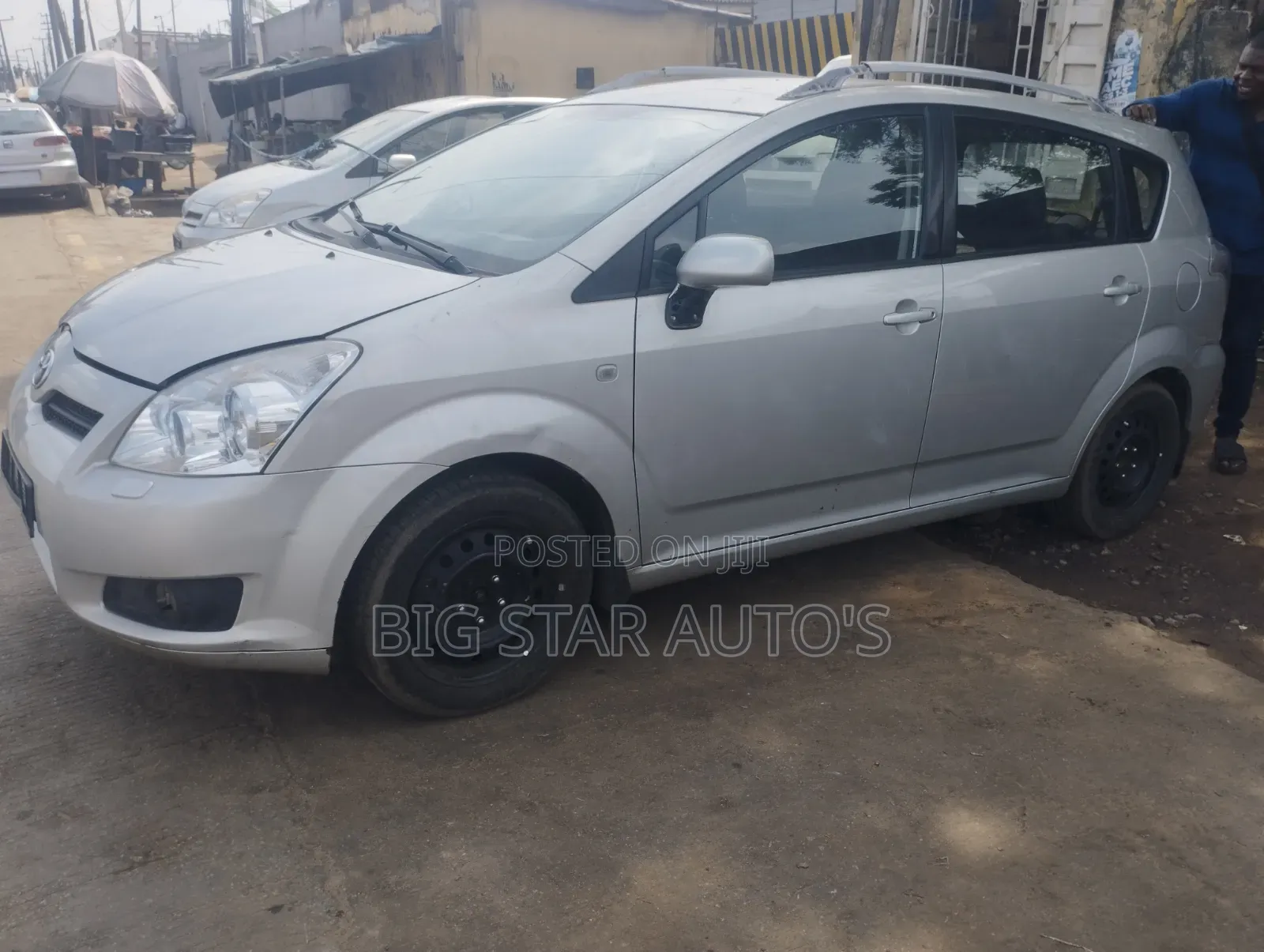 Toyota Verso 2.2 177 hp 2009 Silver