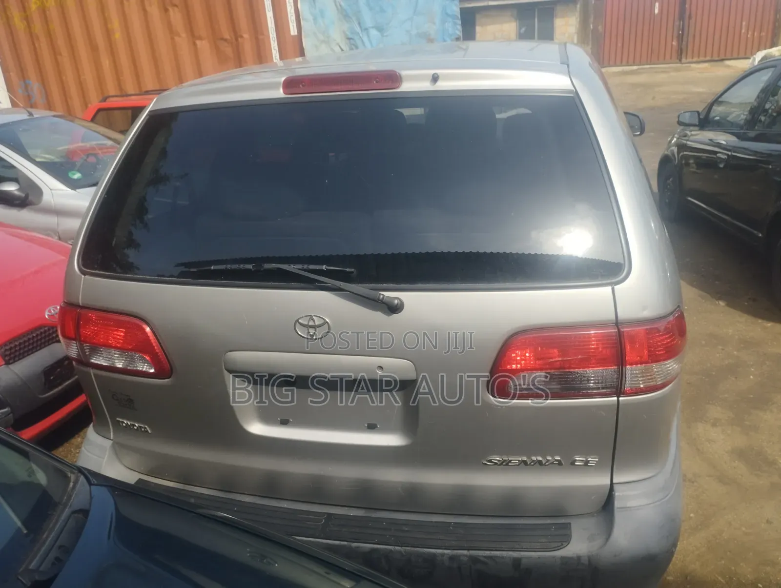 Toyota Sienna LE 2003 Silver