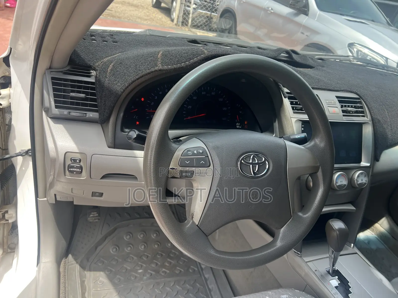Toyota Camry 2011 White