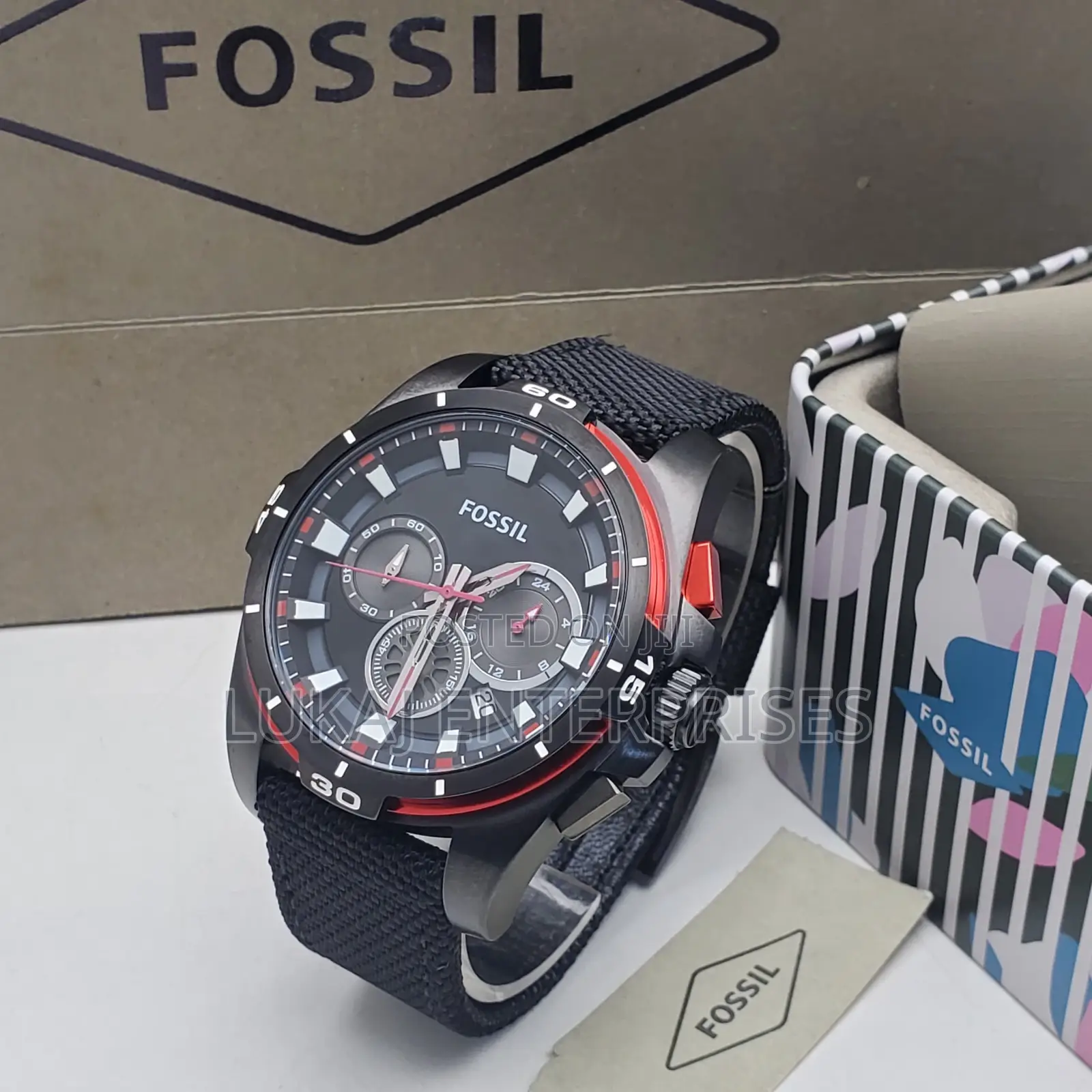 *Fossil Chronograph Fabric Strap