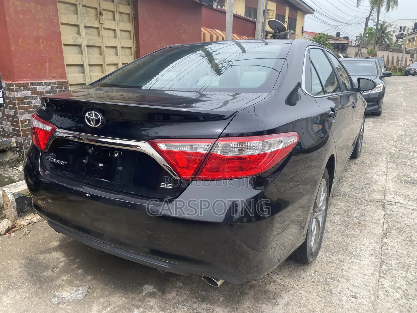 Toyota Camry SE 4dr Sedan (2.5L 4cyl 6A) 2017 Black