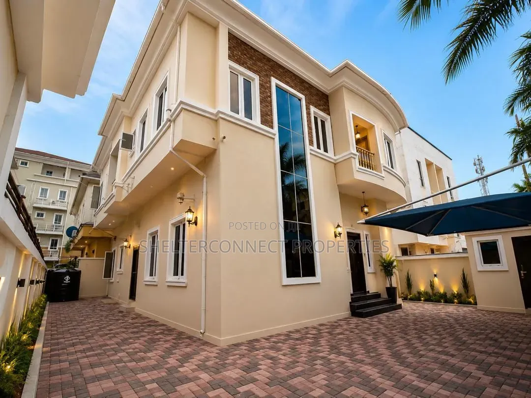 5bdrm Duplex in Ikoyi S.W for rent