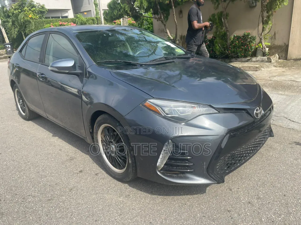 Toyota Corolla S 4dr Sedan (1.8L 4cyl CVT) 2015 Gray