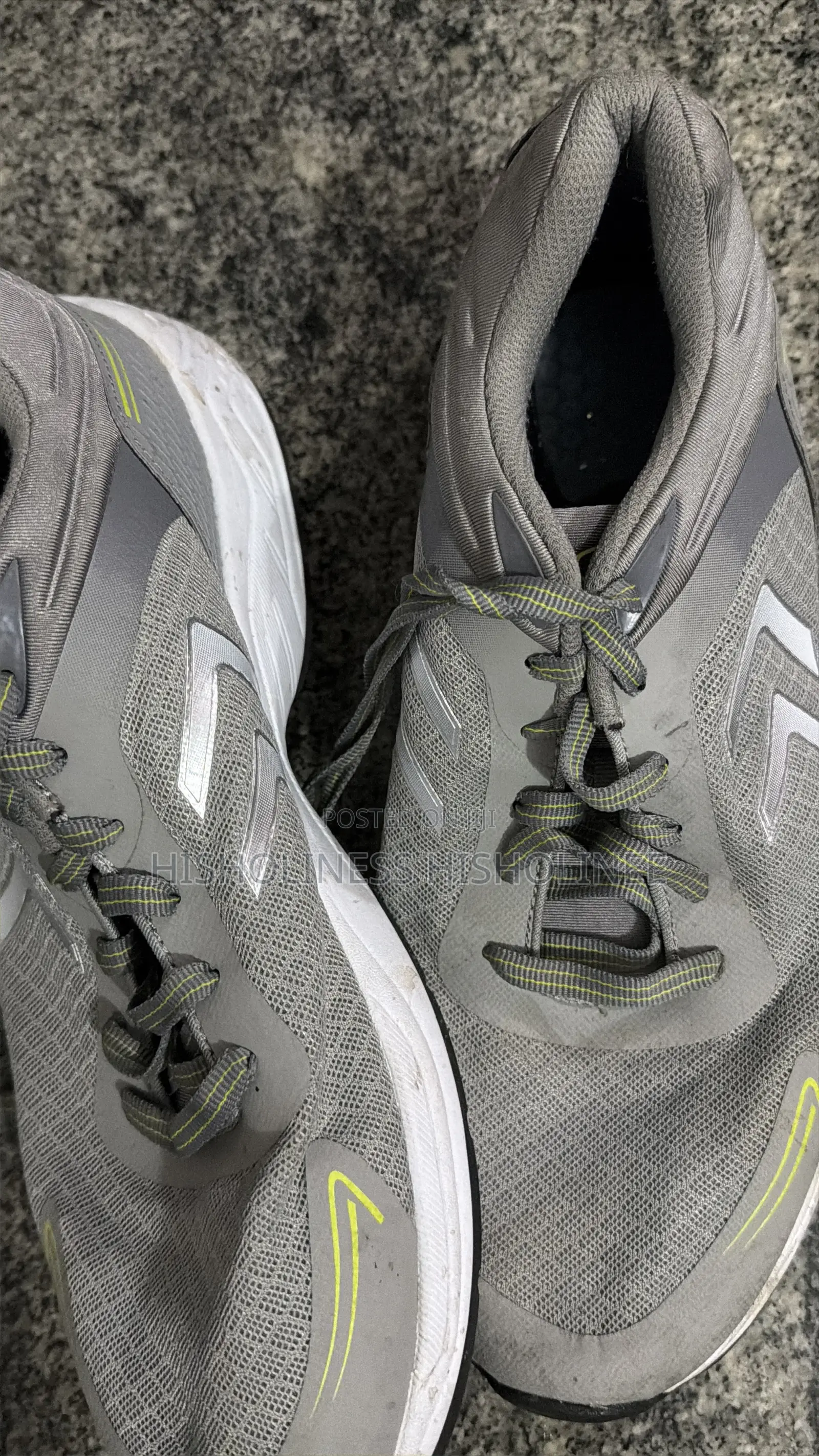 Neatly Used Dr. Scholl's Active Comfort Walking Shoes (Grey/Neon)
