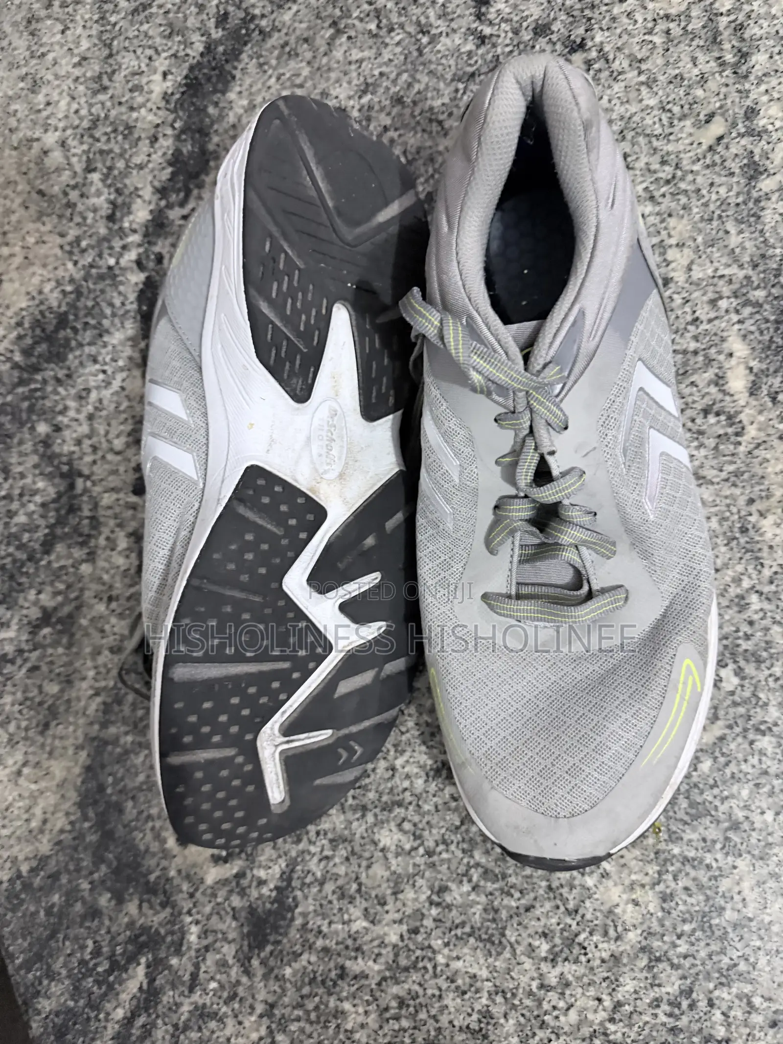 Neatly Used Dr. Scholl's Active Comfort Walking Shoes (Grey/Neon)