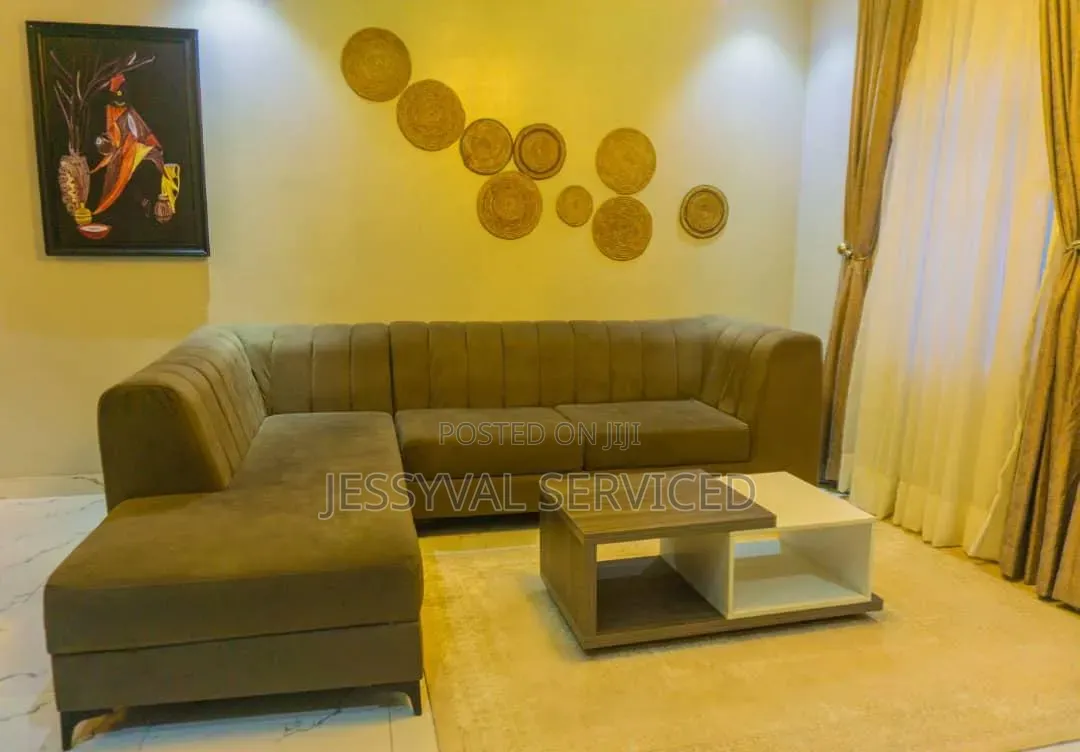 Massive Luxury 3 Bedroom Apartment