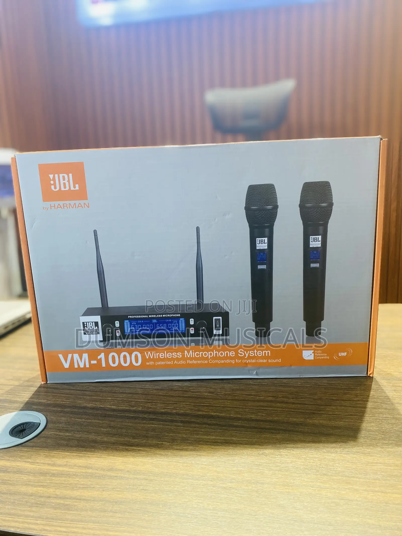 JBL Vm1000 Wireless Microphone System