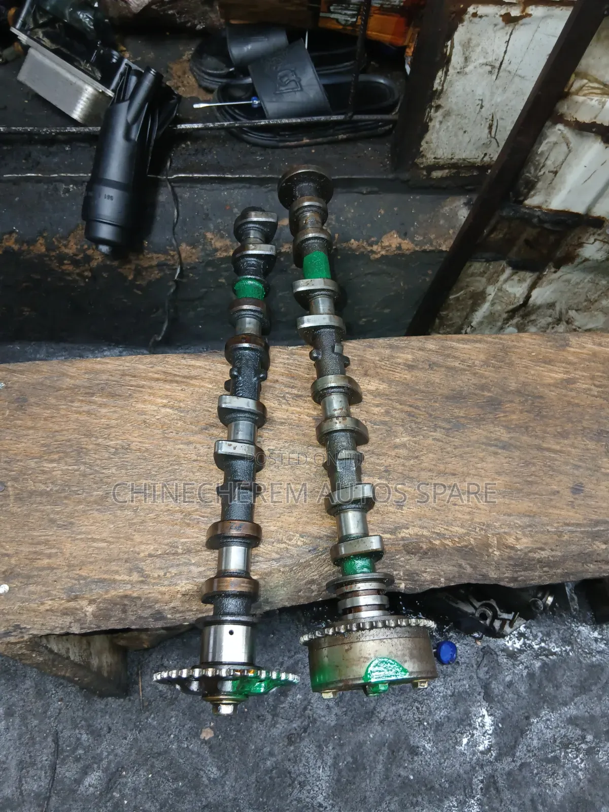 Direct Tokunbo Camshaft for Toyota Camry 2az 4 Plug