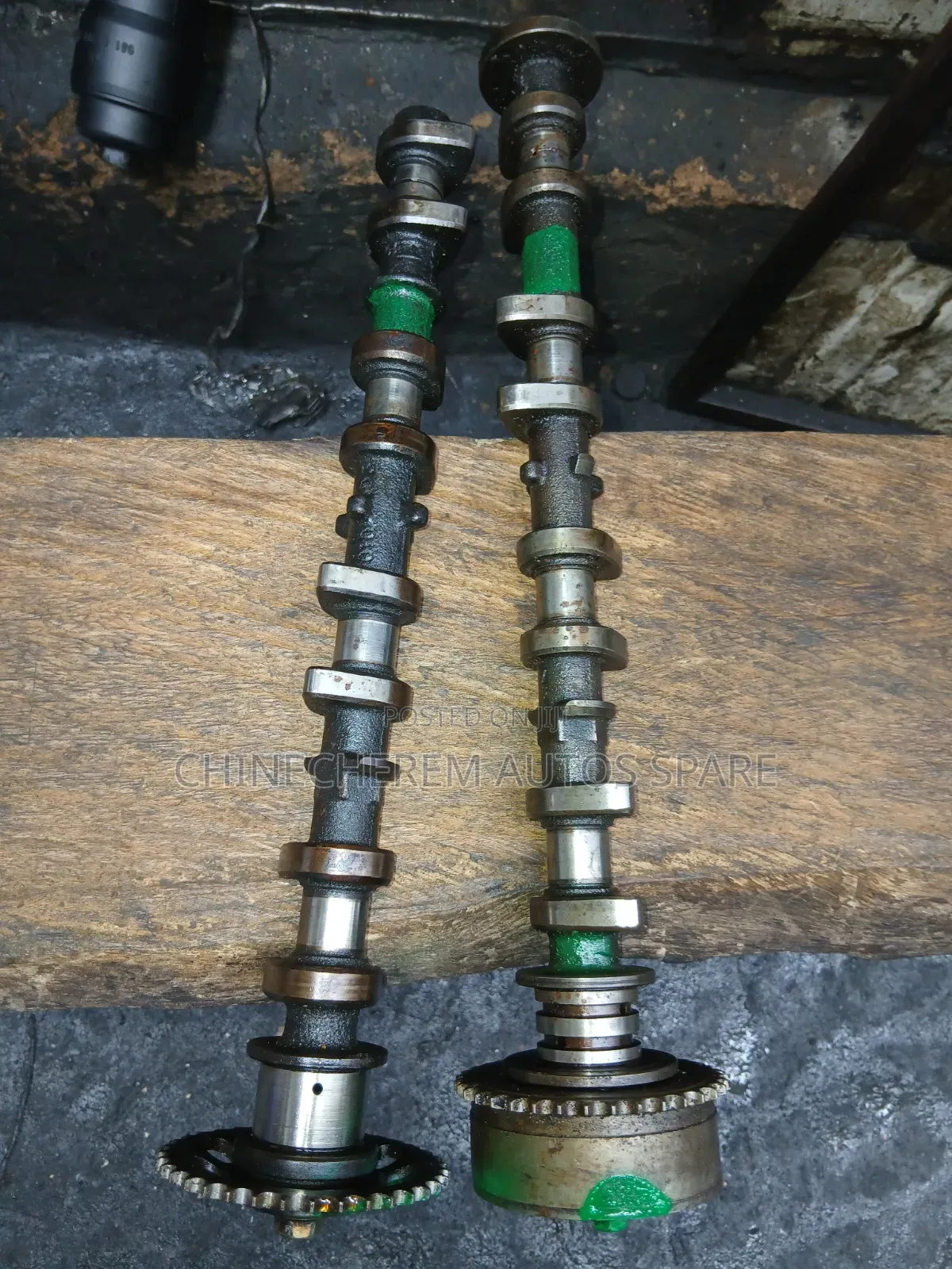 Direct Tokunbo Camshaft for Toyota Camry 2az 4 Plug