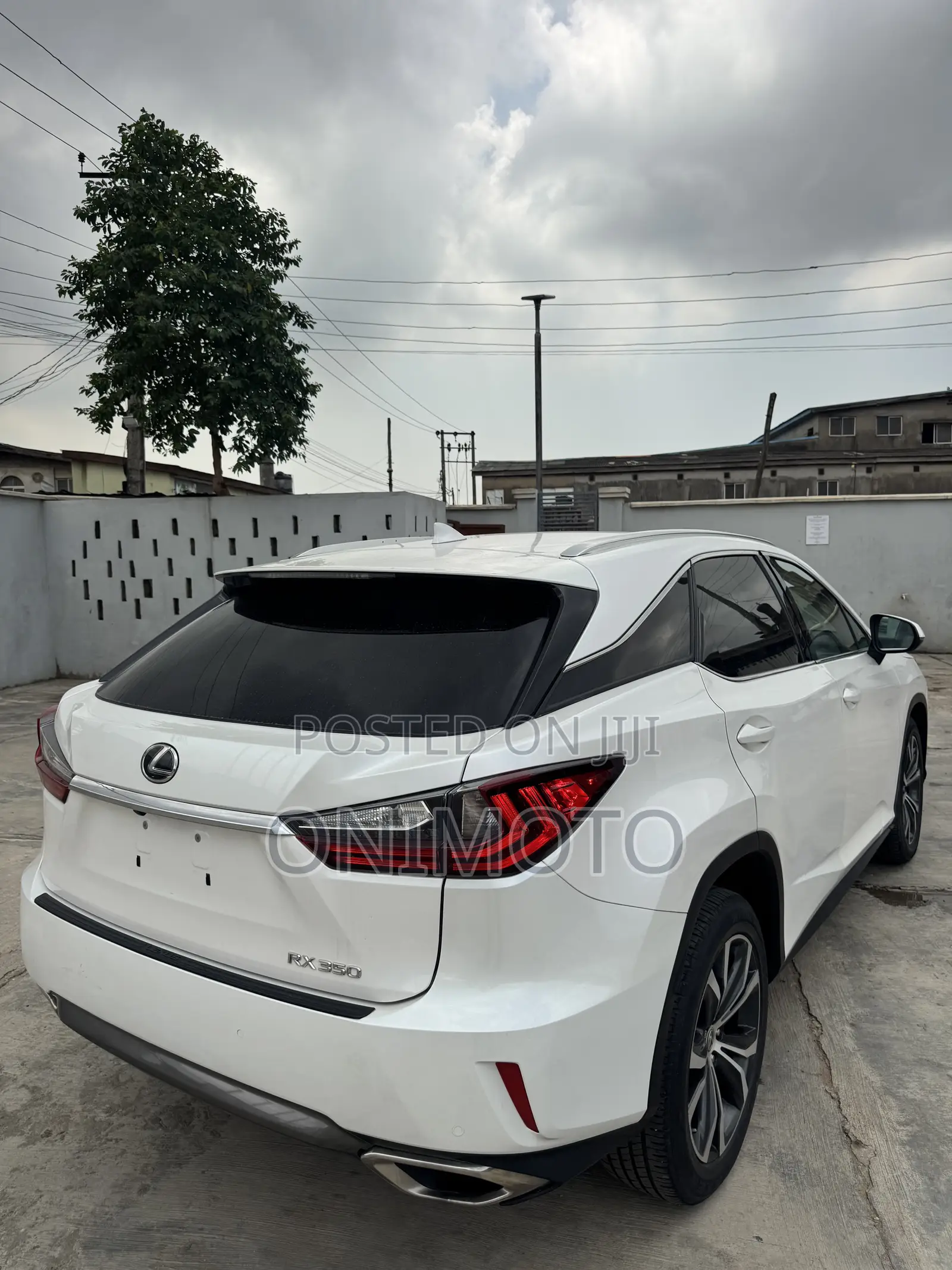 Lexus RX 350 AWD 2017 White