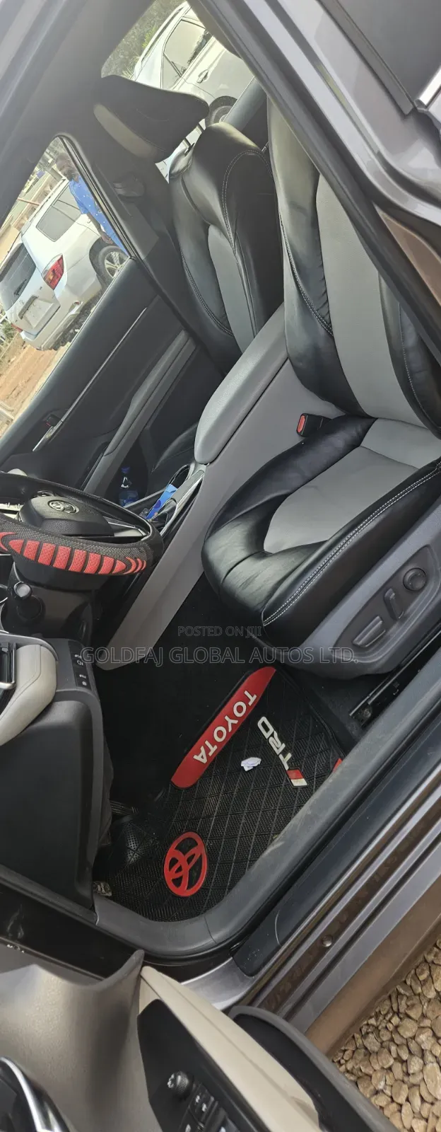 Toyota Camry SE (2.5L 4cyl 8A) 2019 Brown