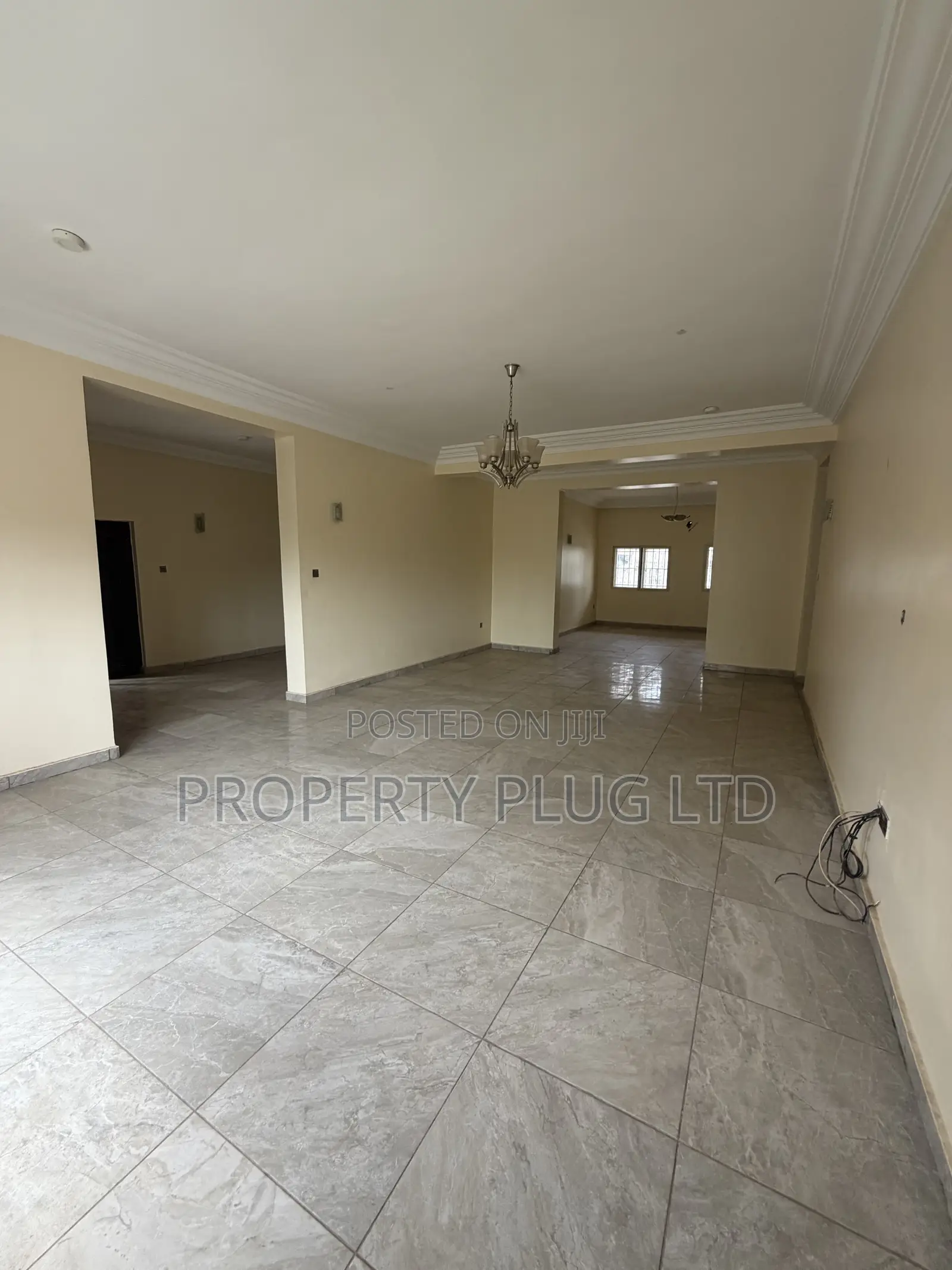 3bdrm Apartment in Idu for rent