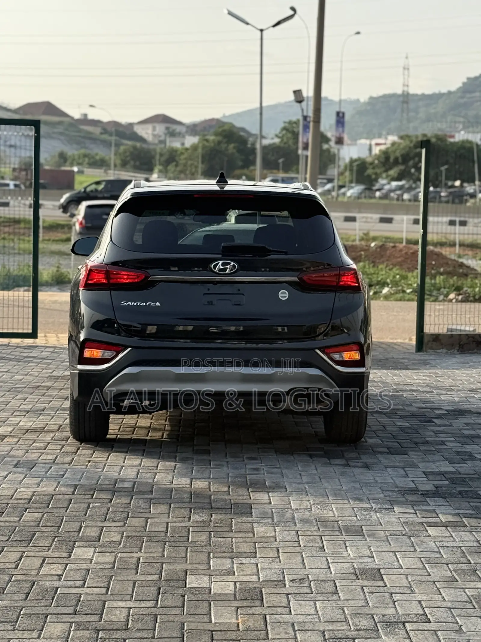 Hyundai Santa Fe SEL 2.4 FWD 2019 Black
