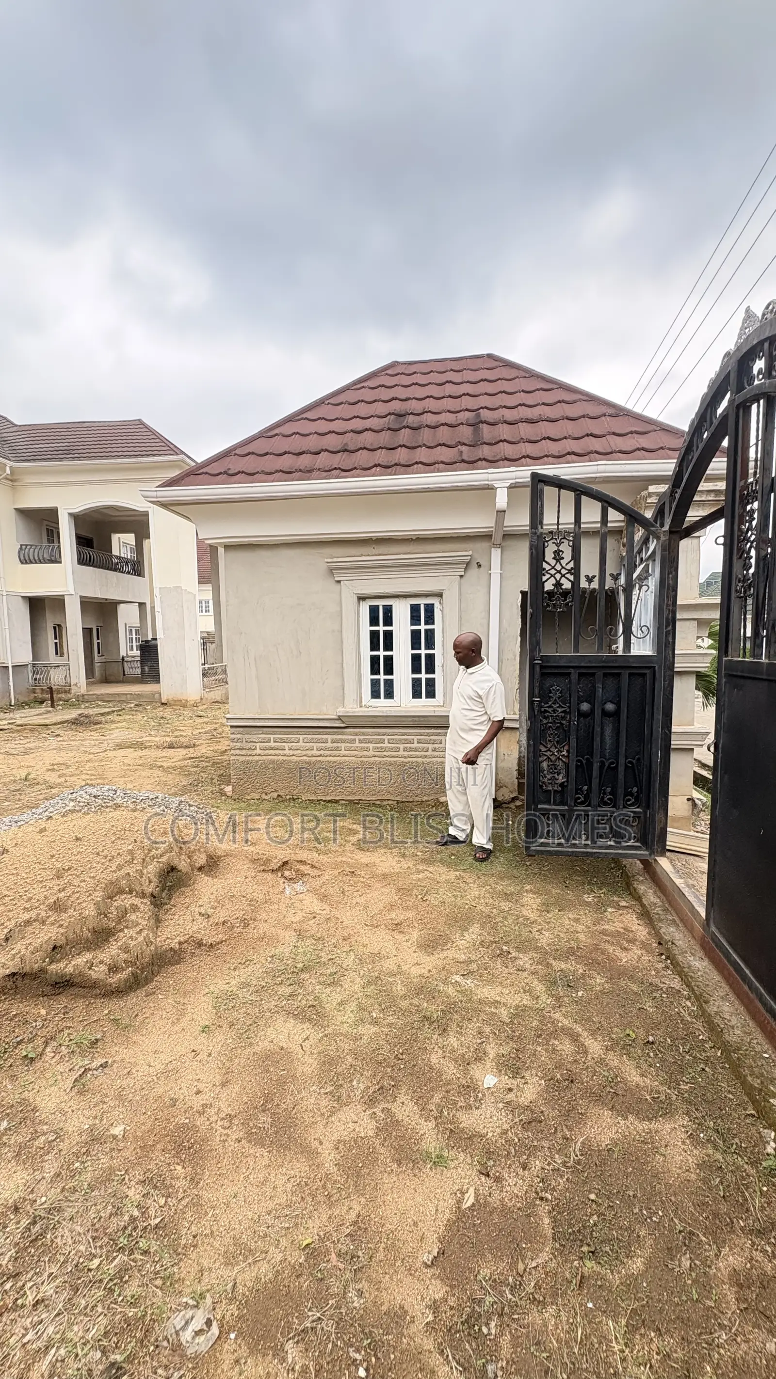 7bdrm Duplex in Katampe (Main) for sale