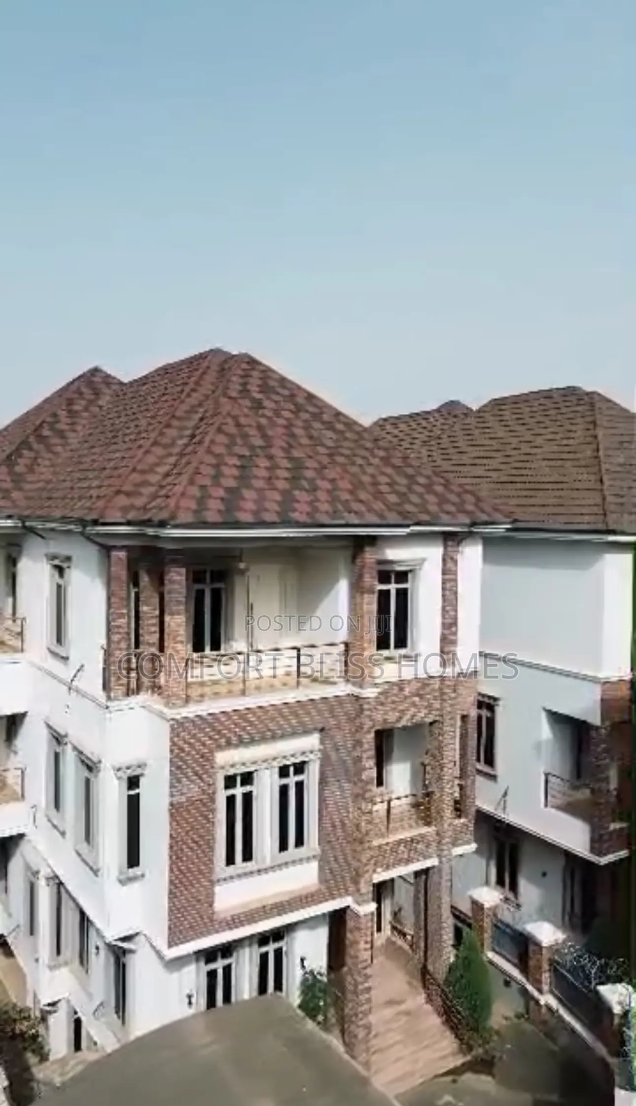 7bdrm Duplex in Asokoro for sale