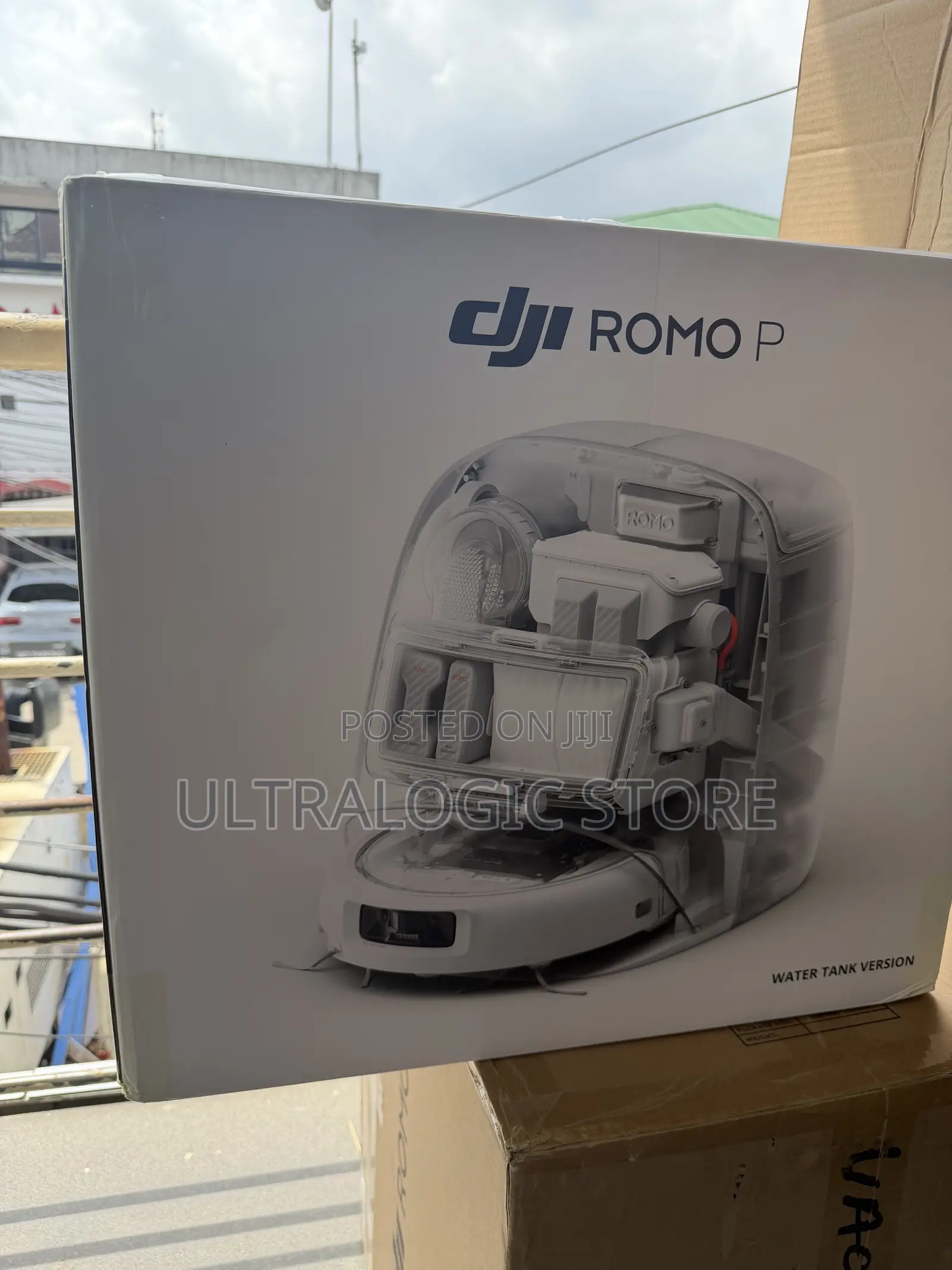 Dji Romo P - Water Tank Version Robot Vacuum Cleaner