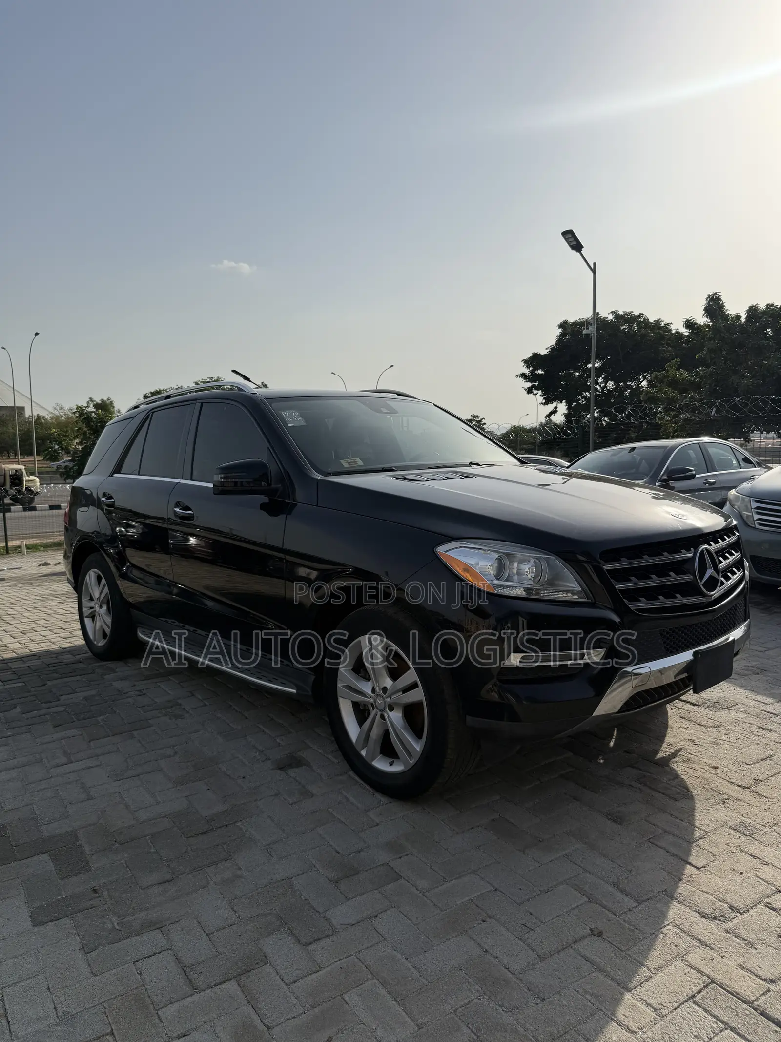 Mercedes-Benz M Class ML350 4MATIC 4dr SUV AWD (3.5L 6cyl 7A) 2014