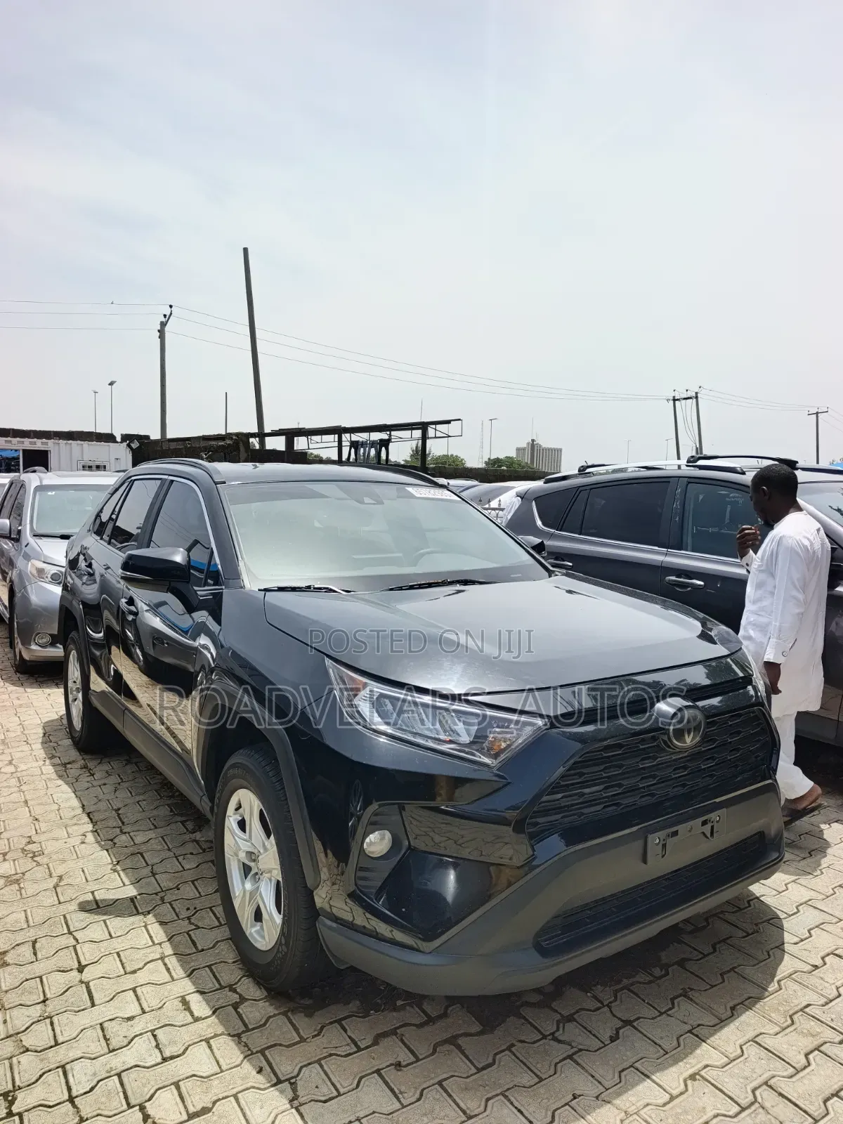 Toyota RAV4 XLE AWD 2020 Black