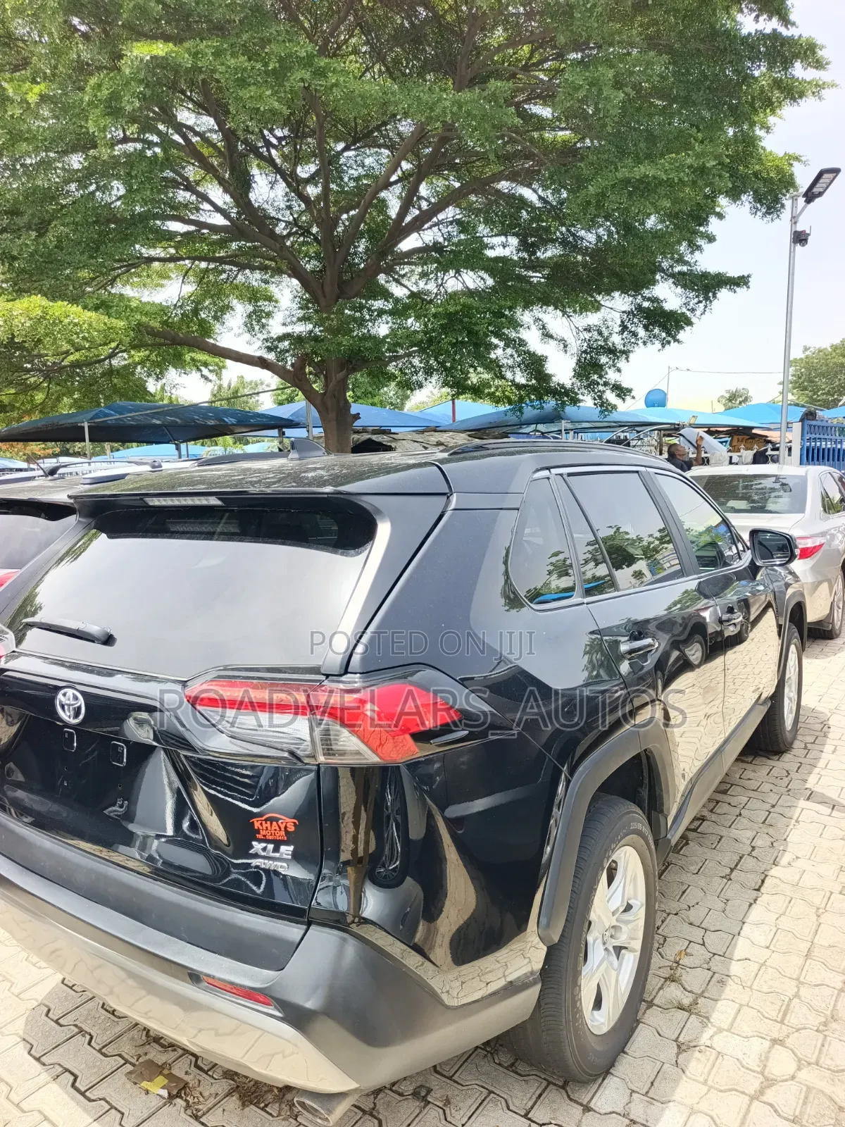 Toyota RAV4 XLE AWD 2020 Black