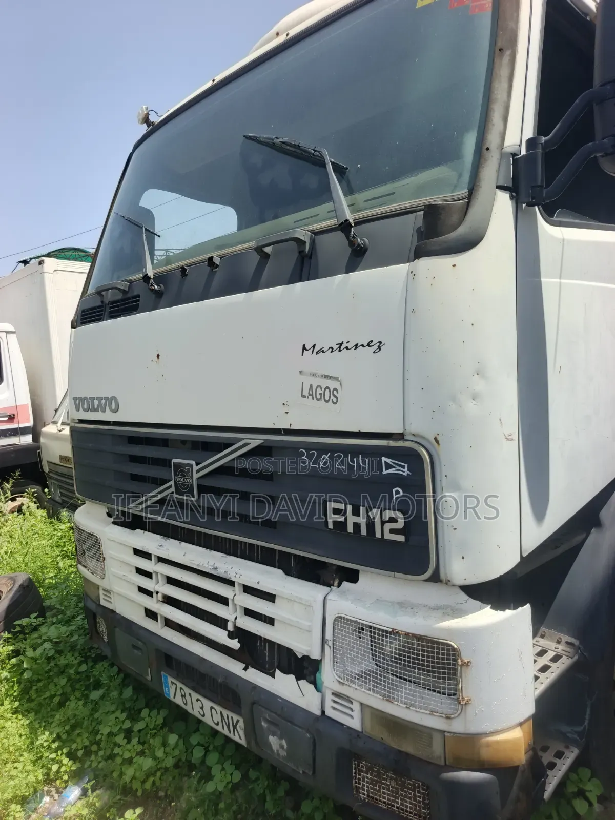 Volvo Fh12 Trailer Head Tokunbo With Custom Paper
