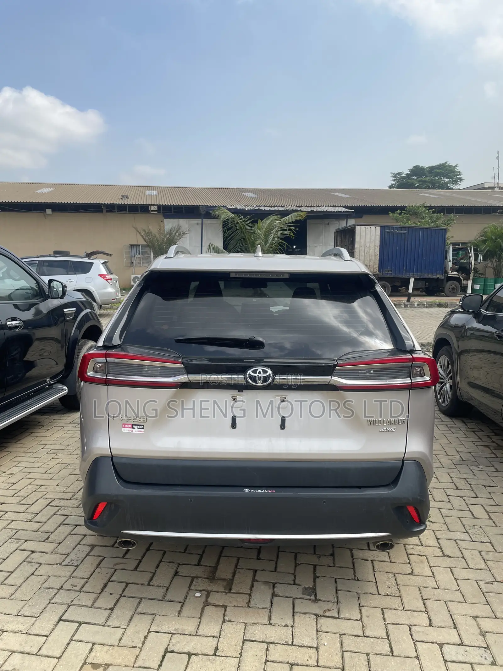 Toyota RAV4 Hybrid 2020 Silver
